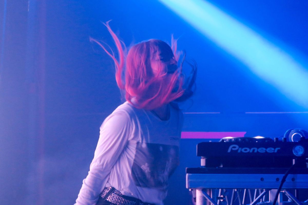 1200x800 Live review: Ninajirachi cultivates an atmosphere as electric as her soundscape
