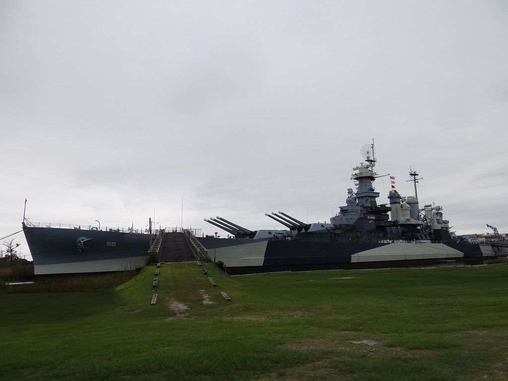 1024x768 USS North Carolina. USS North Carolina (BB 55) Was The Lead