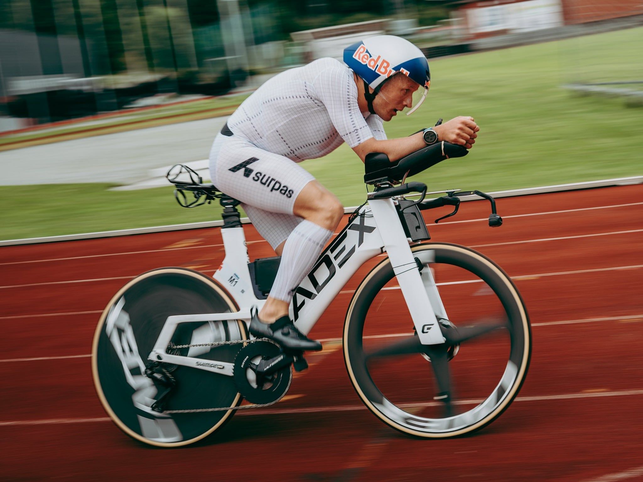 2048x1536 Taking a Look at Kristian Blummenfelt's 2025 Bike Setup