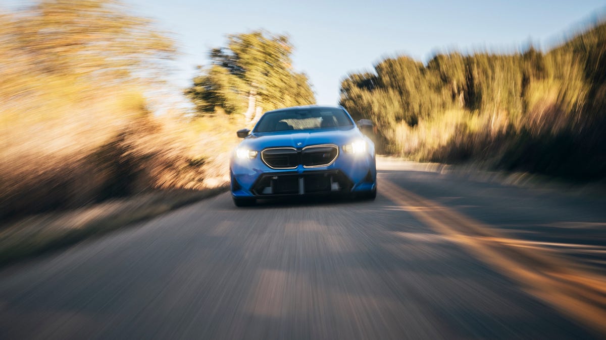 1200x675 BMW M5: Original High Quality Photo From Every Angle