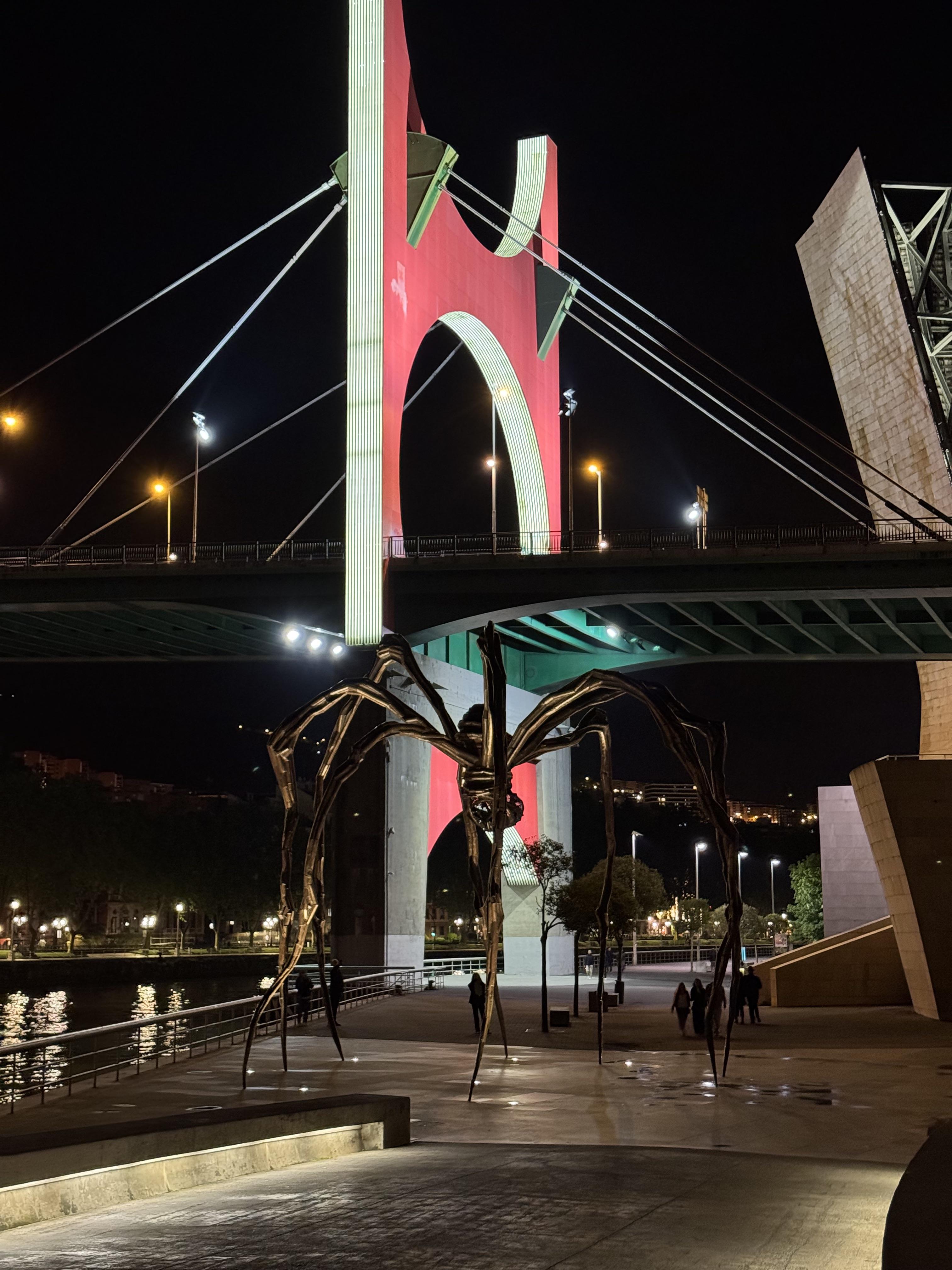 3024x4032 Some night picture in Bilbao