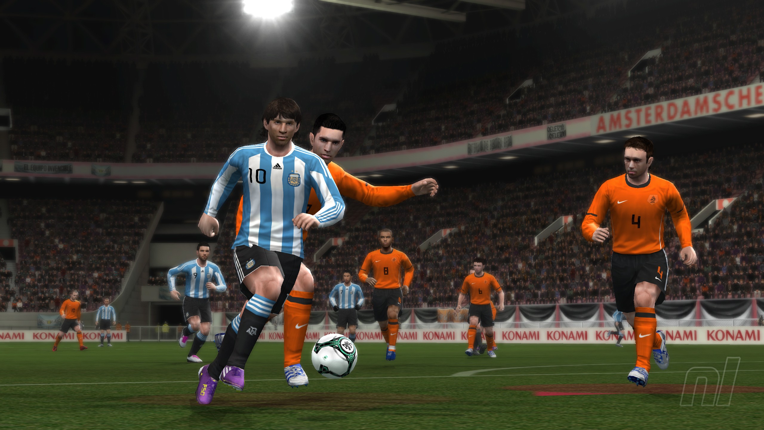 2560x1440 PES 2011 (2010)