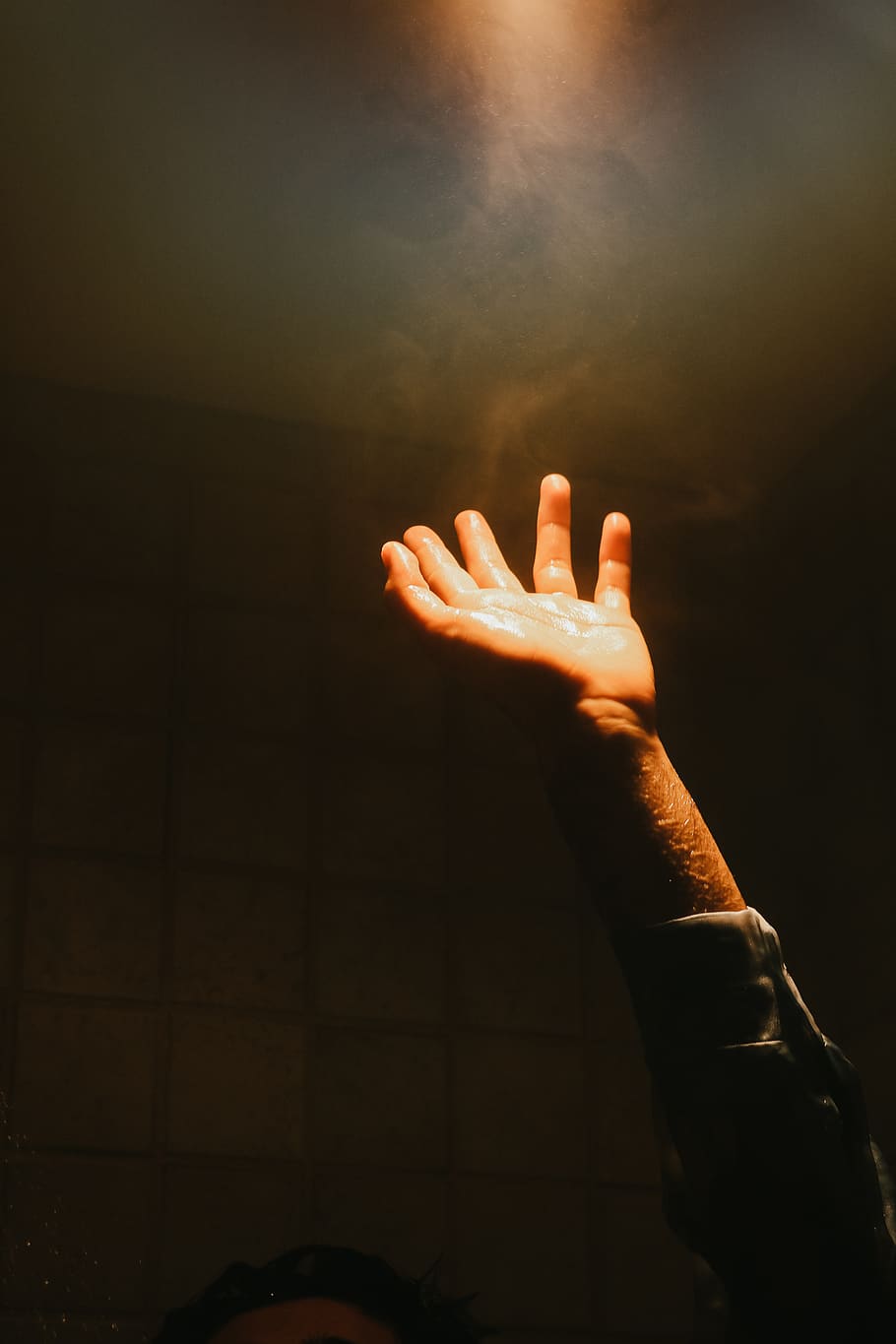 910x1365 experimental, abstract, man, shadow, shade, light, god, spiritual