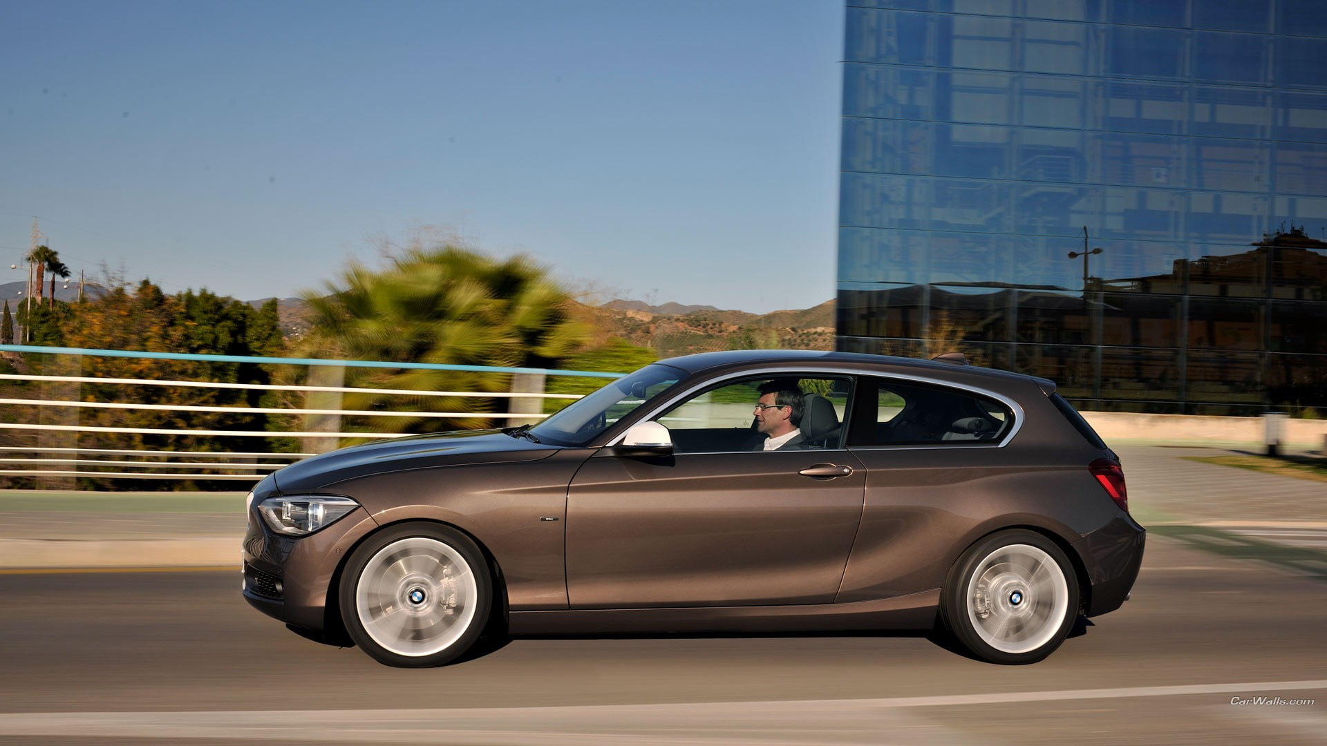 1920x1080 Brown BMW 1 Series 3 Door Hatchback, BMW BMW, Car, Vehicle HD Wallpaper