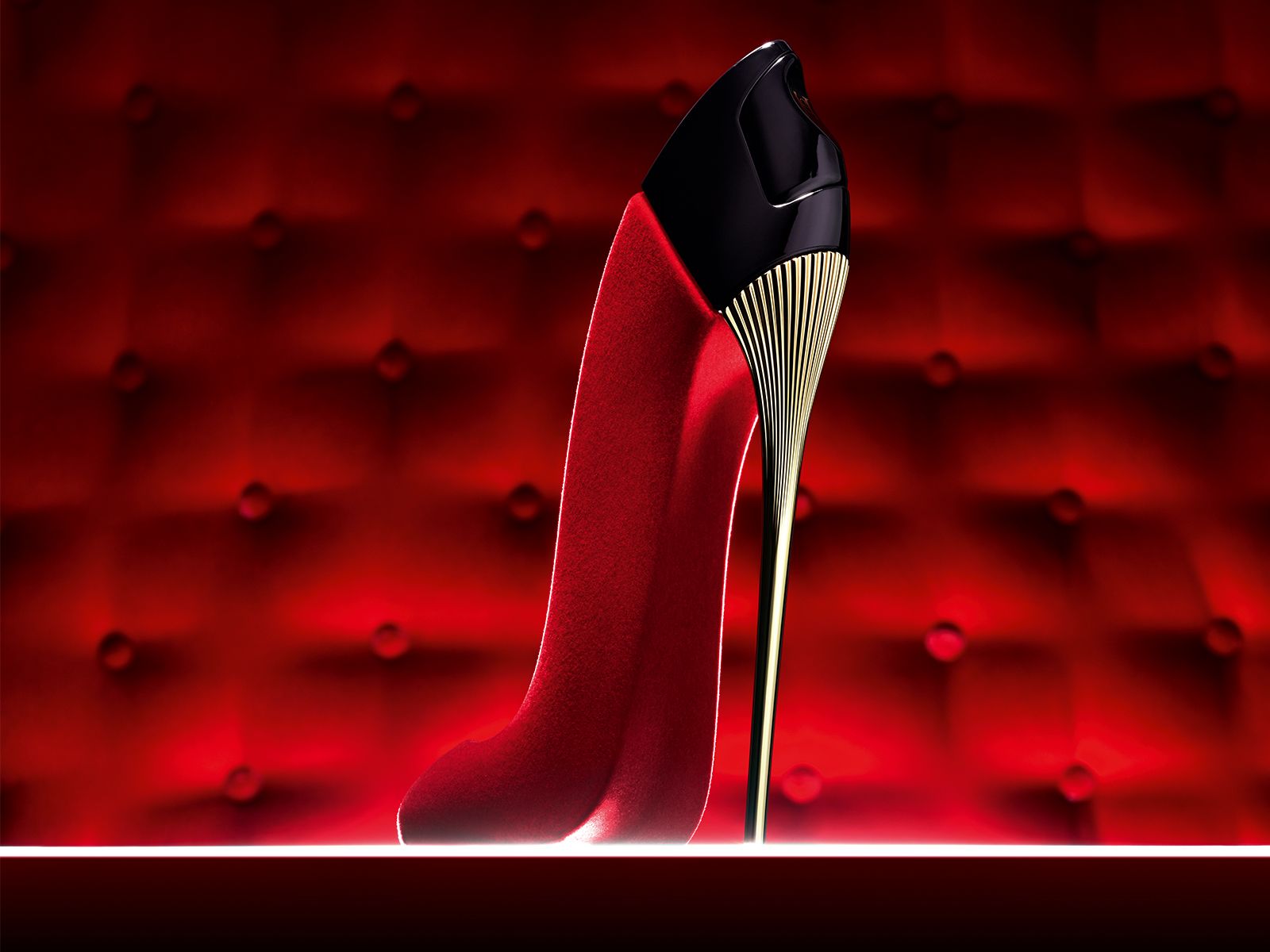 1600x1200 Carolina Herrera Wallpaper