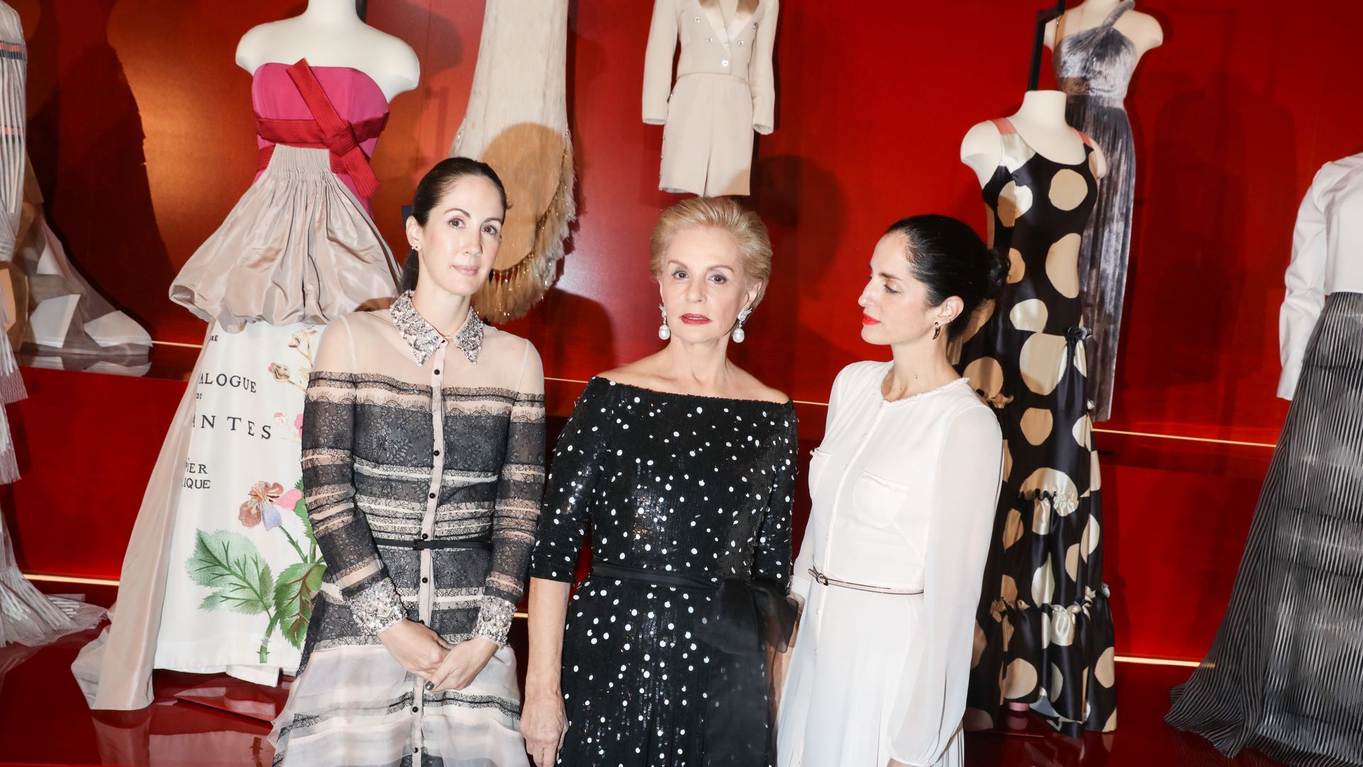 1920x1080 Carolina Herrera's granddaughters take the Front Row in New York