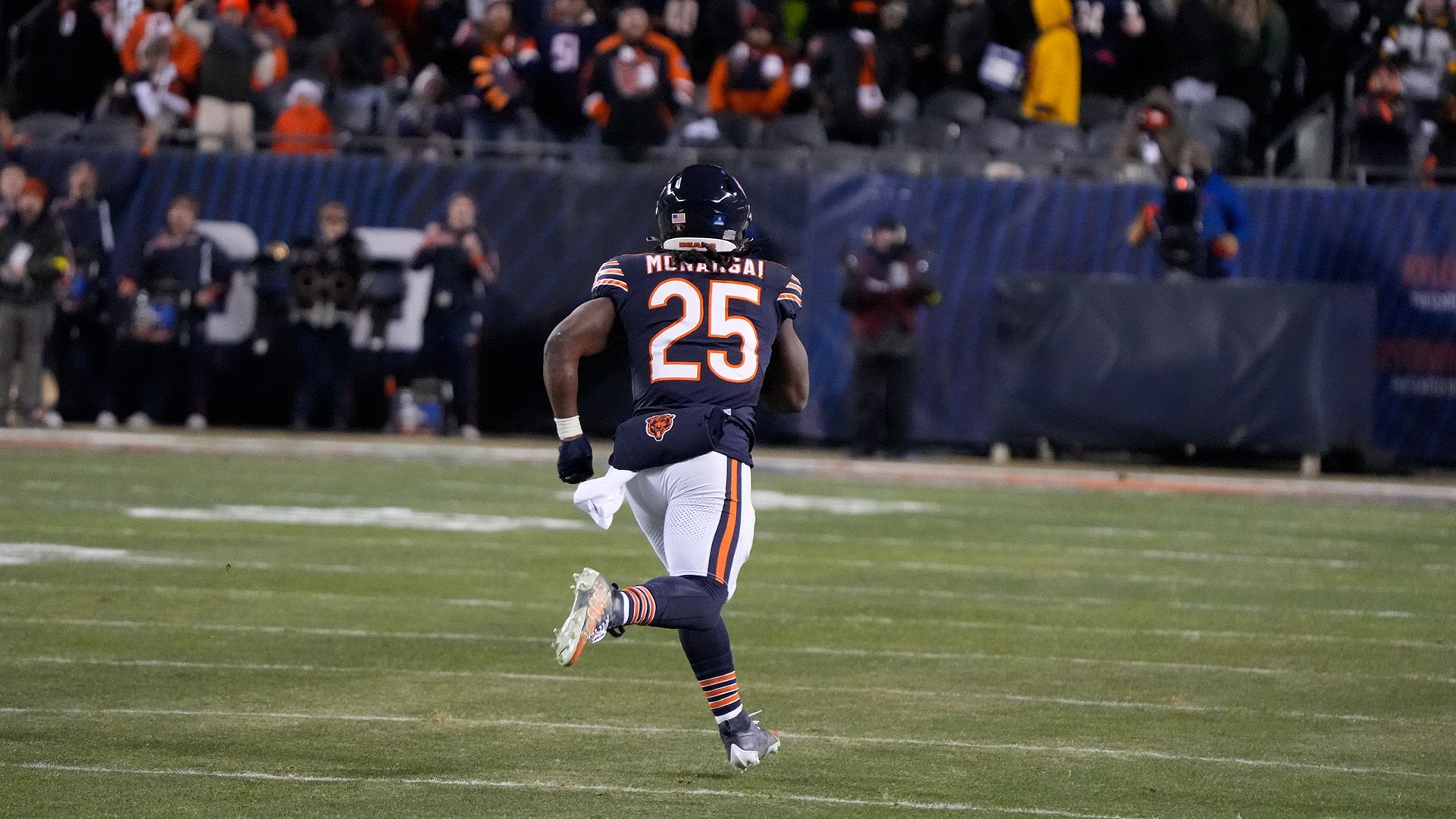 1920x1080 Kyle Monangai Bears Packers. Marquee Sports Network of the Cubs, Bears, Red Stars