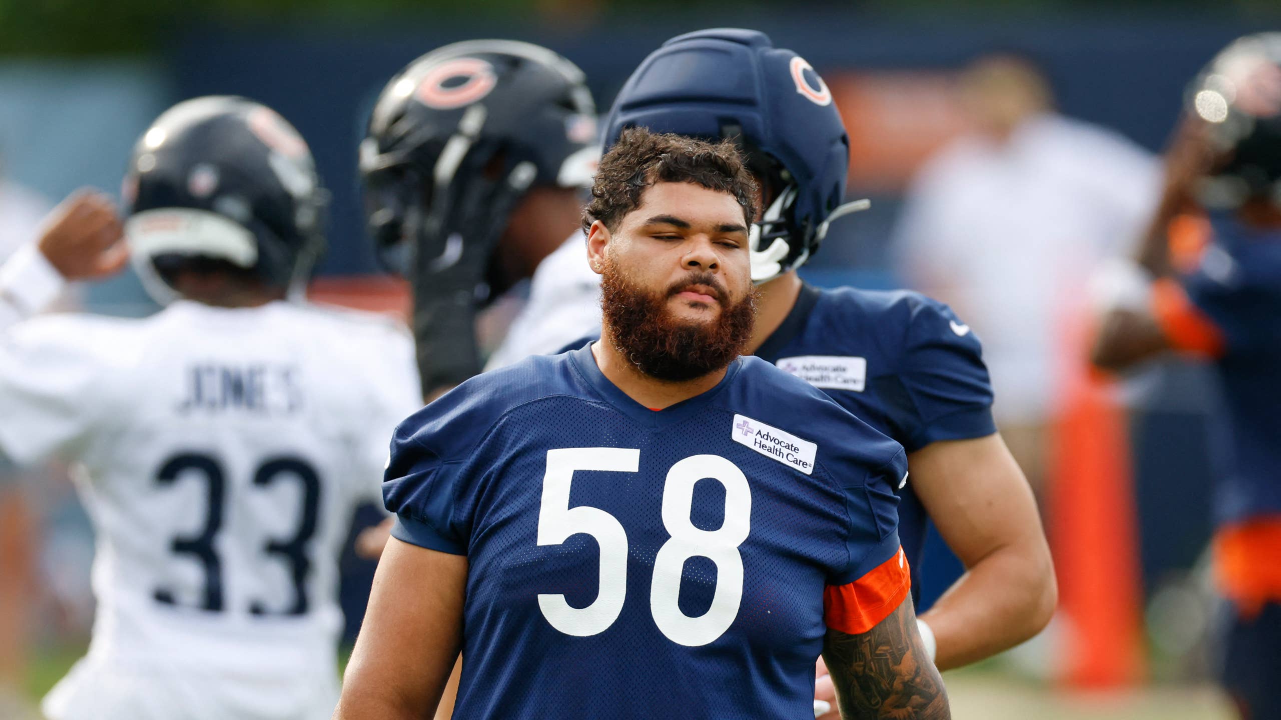 2560x1440 Kyle Monangai Gives Major Praise to Bears Offensive Lineman Darnell Wright