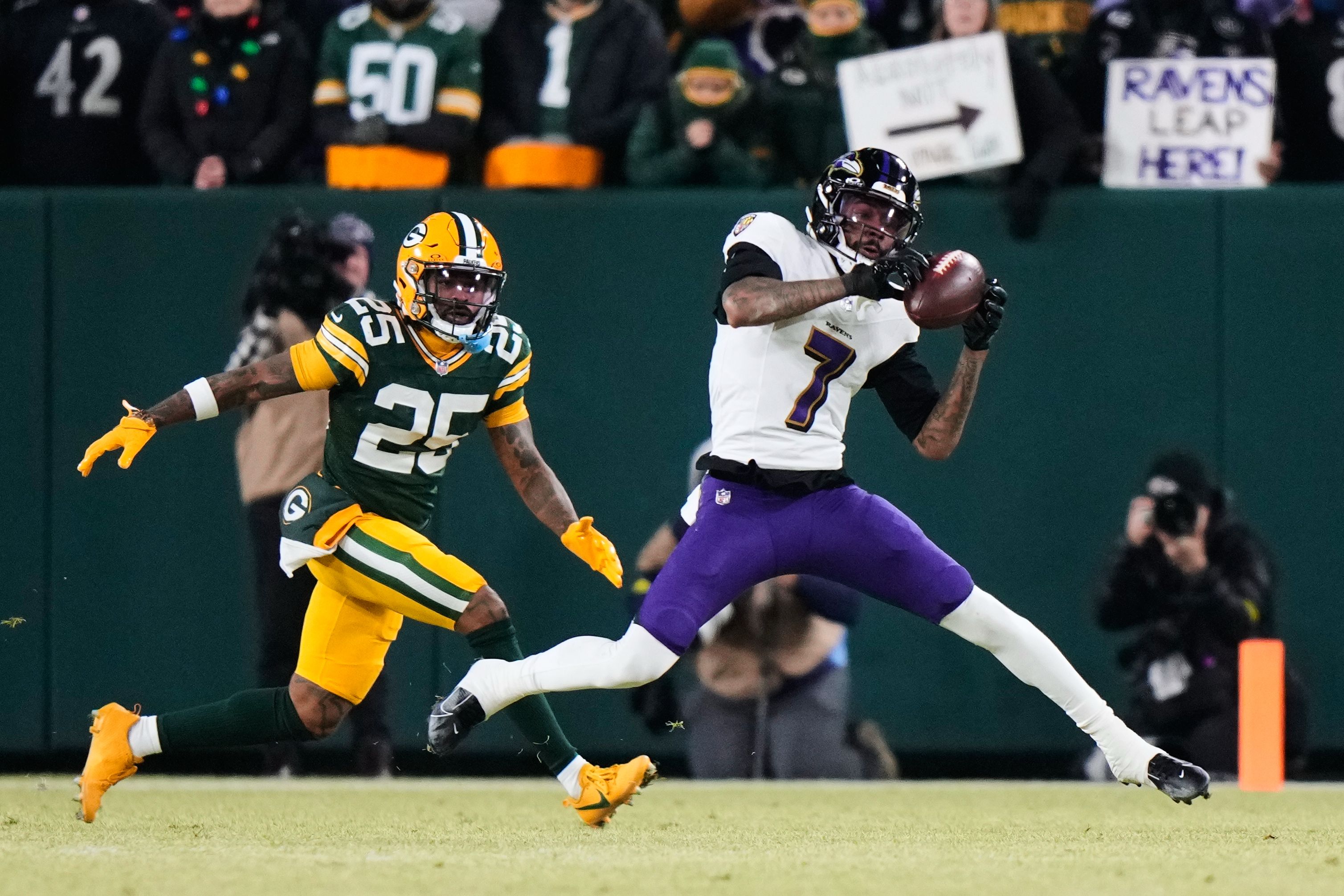 3017x2011 Ravens rule out WR Rashod Bateman (illness) for Sunday's showdown at Pittsburgh for the division