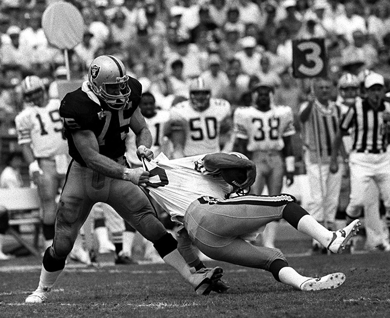 1240x1012 Former Raider great Howie Long isn't bailing out on Gruden