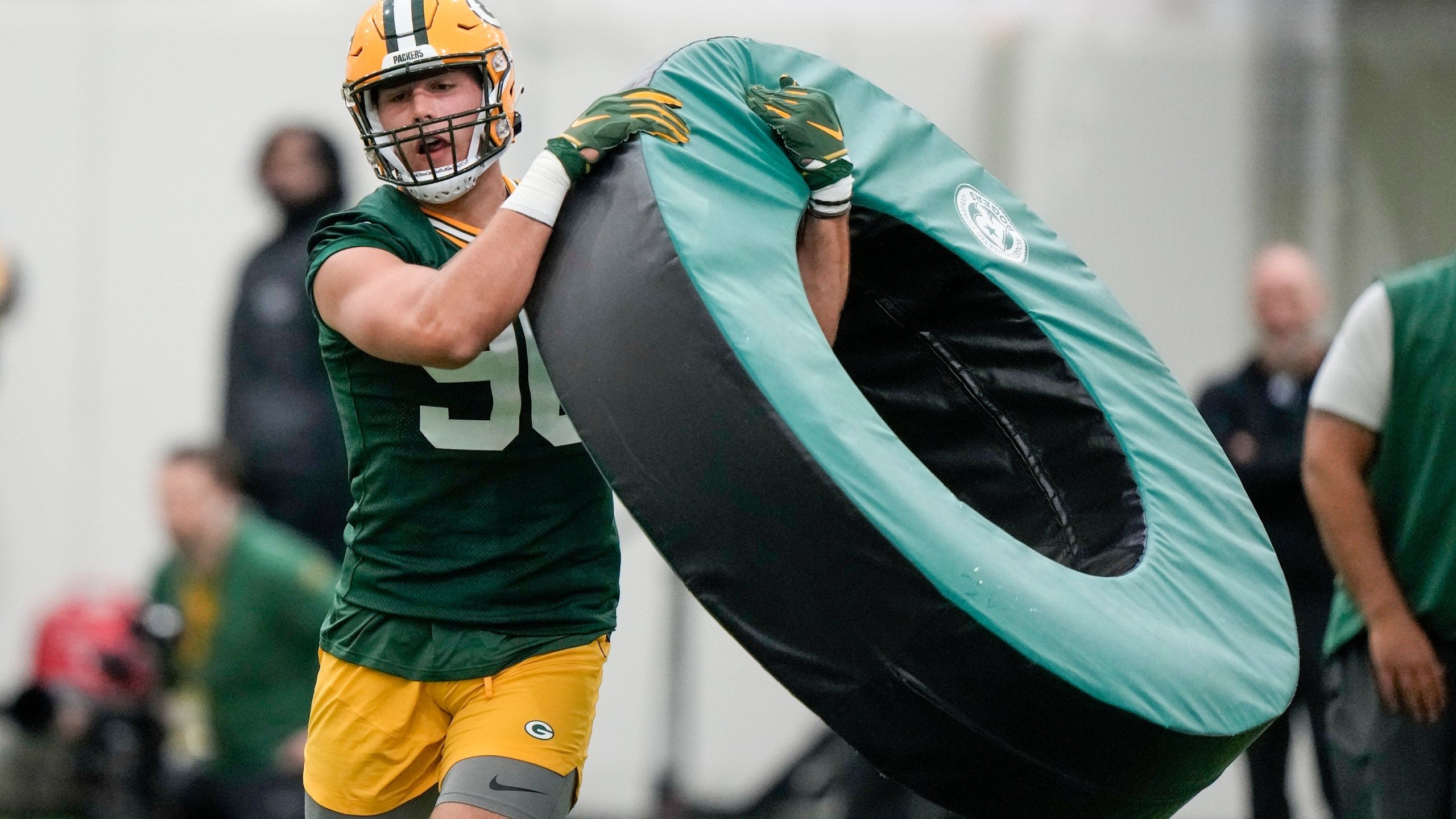 2560x1440 Hockey Helped Packers' Van Ness Develop Into 1st Round Pick