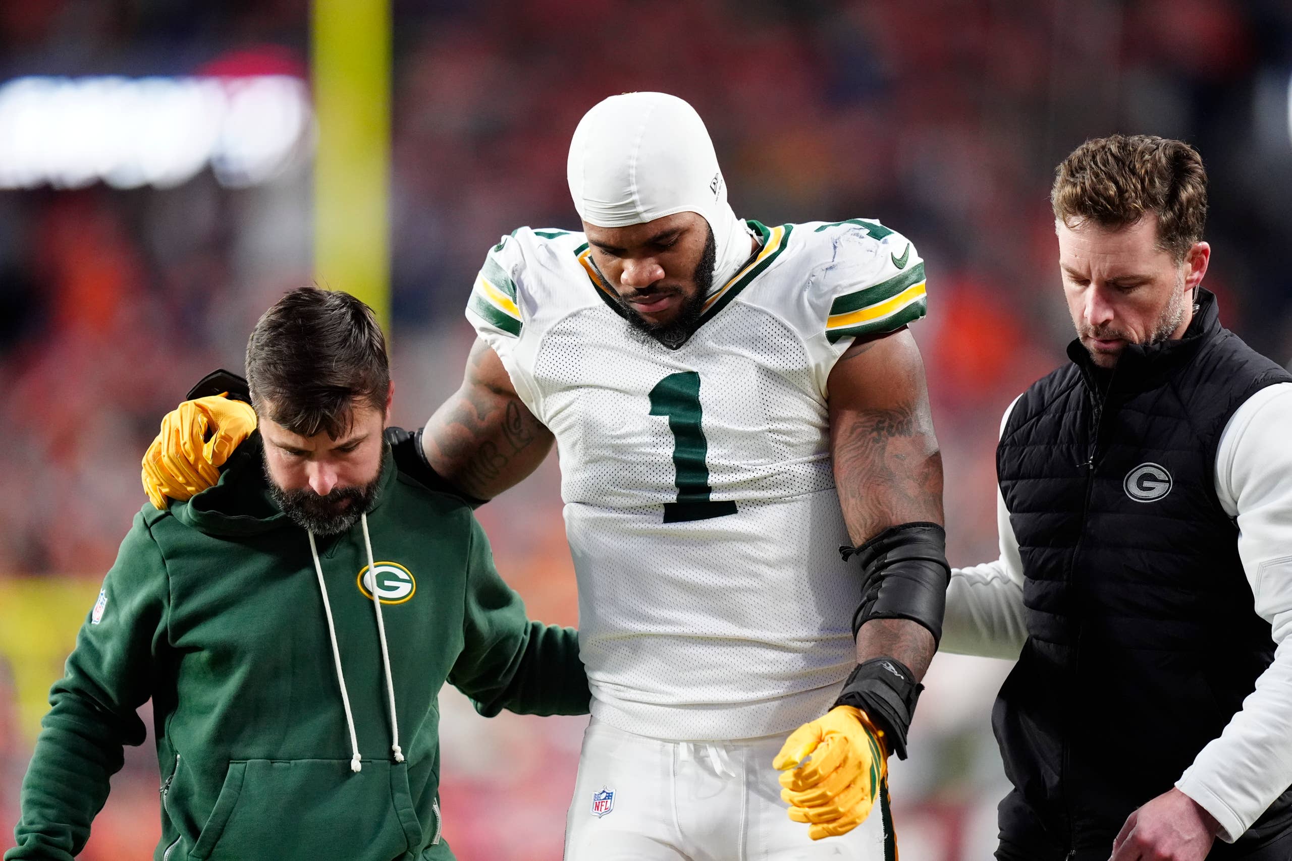 2560x1707 Packers Need Lukas Van Ness To Finally Look Like A First Round Pick