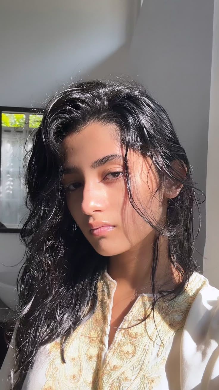 736x1308 Ashlesha Thakur