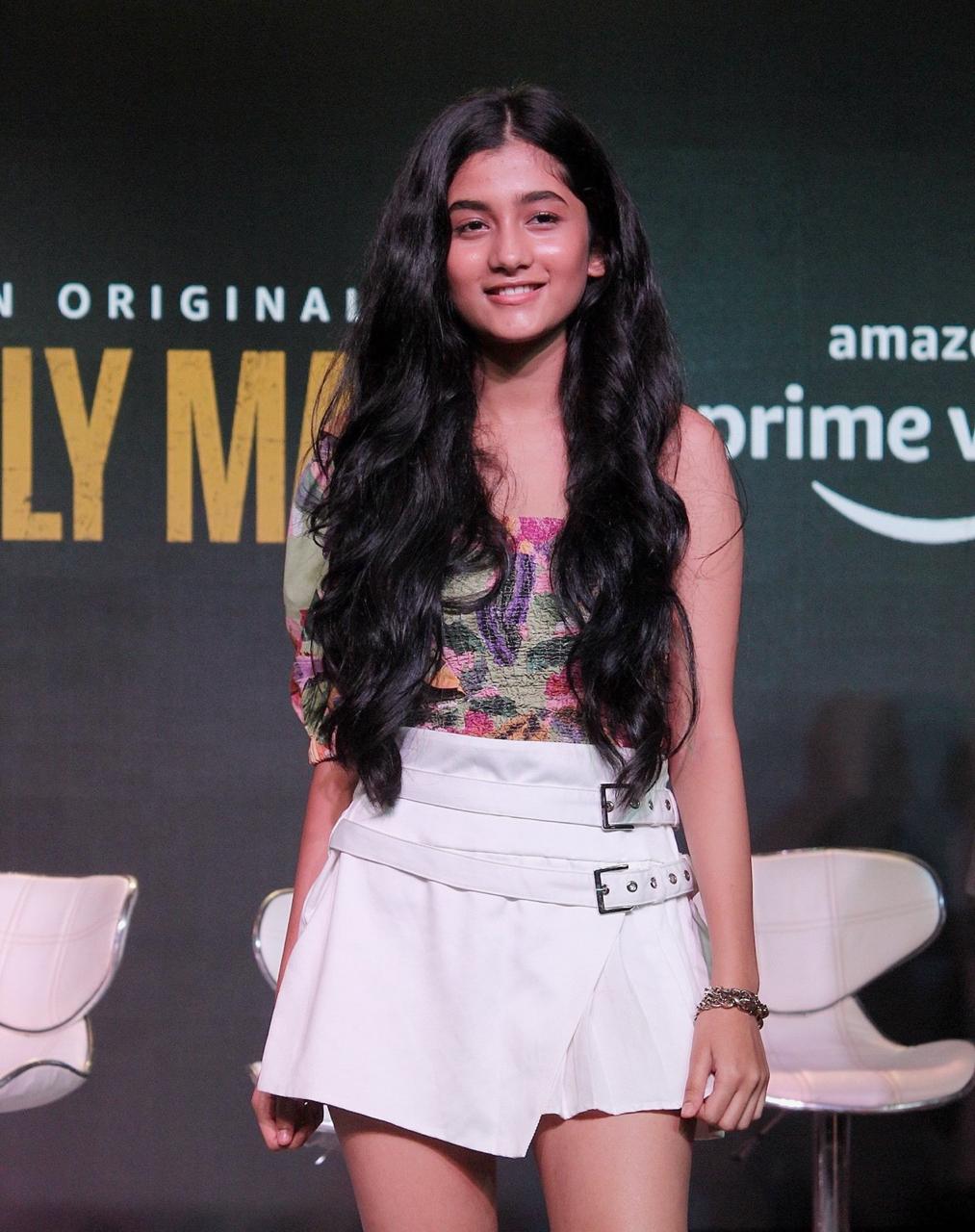 1013x1280 Ashlesha Thakur