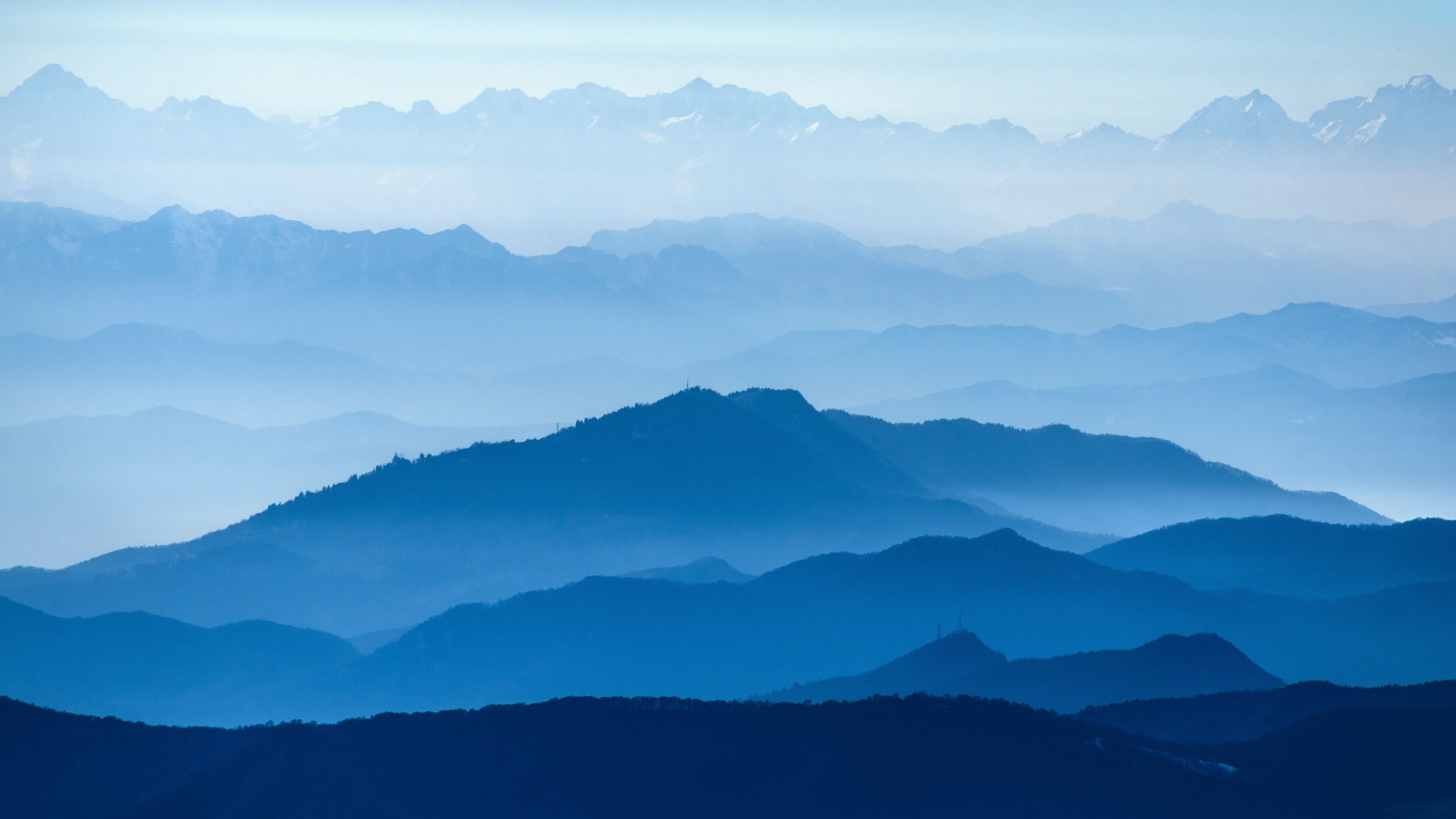 5120x2880 Blue Mountain Layers 5K Wallpaper