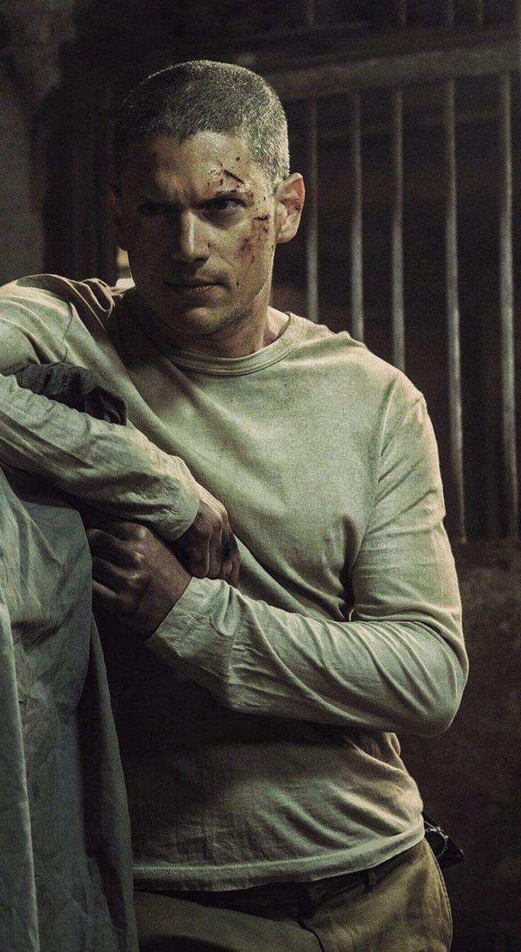 736x1344 Preson break Michael Scofield wallpaper