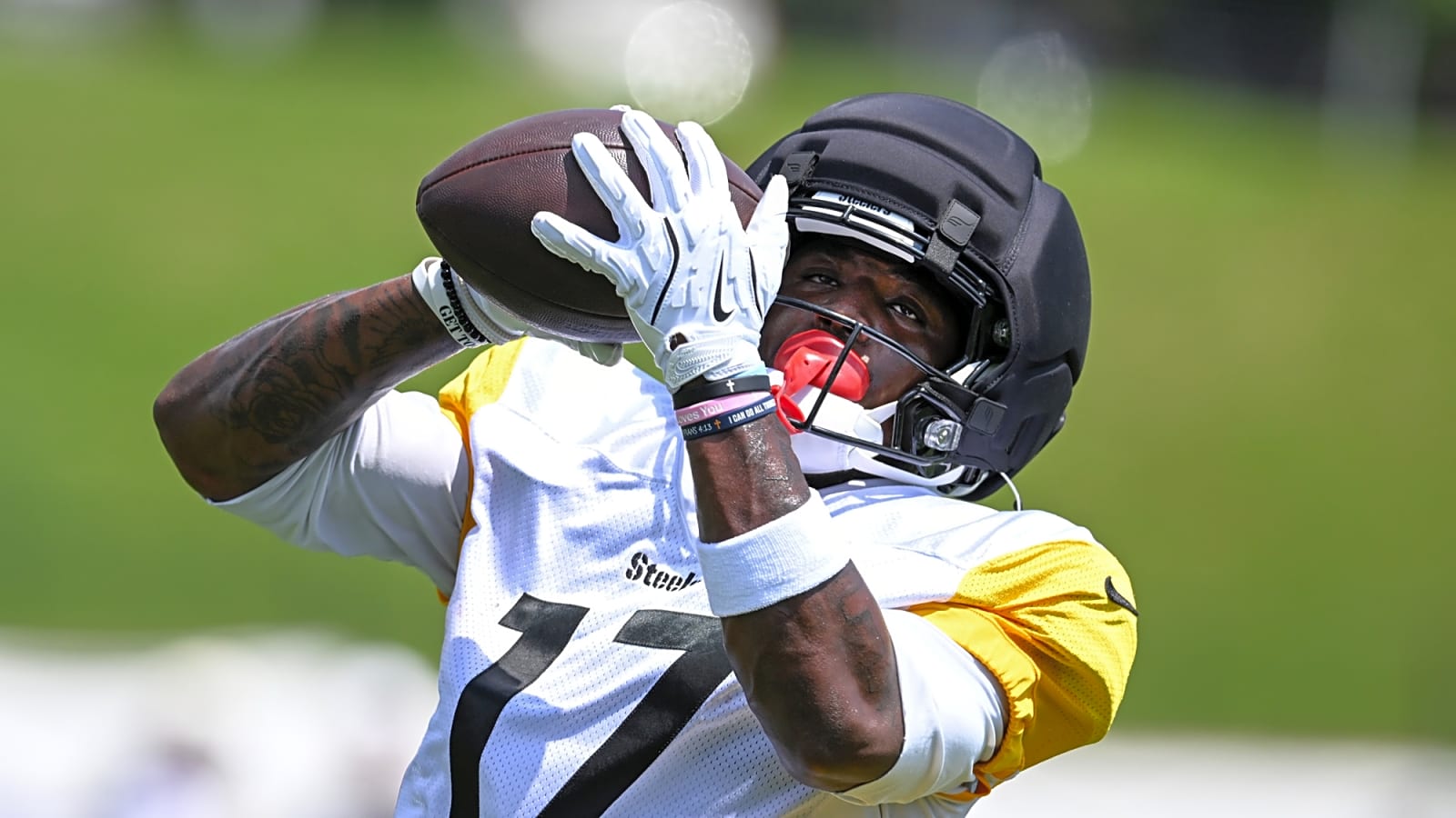 1600x900 Germie Bernard Will Have the Career Arc of this All Pro Receiver