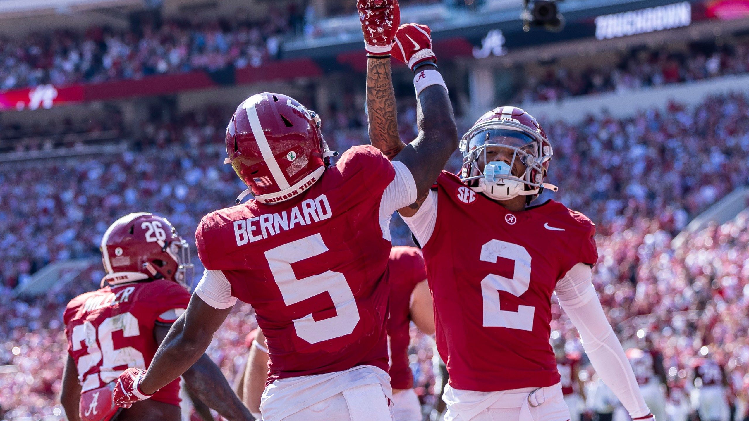 2560x1440 Alabama escapes loss at home, Tennessee falls to No. 11 ahead of 3rd Saturday in October