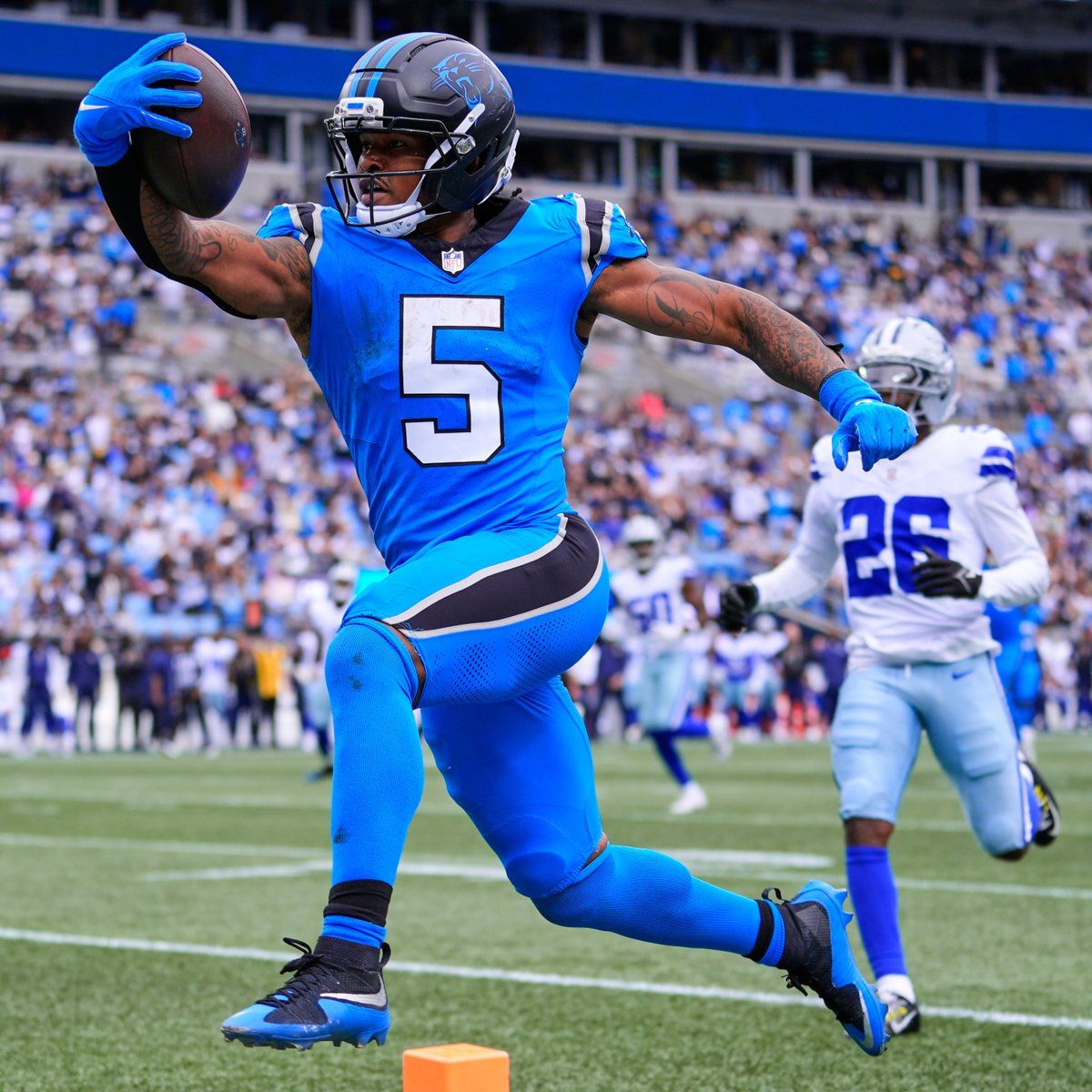 1200x1200 NFL+ on X: Rico Dowdle's 239 scrimmage yards vs the Cowboys are the most scrimmage yards in a game against a former team in NFL history