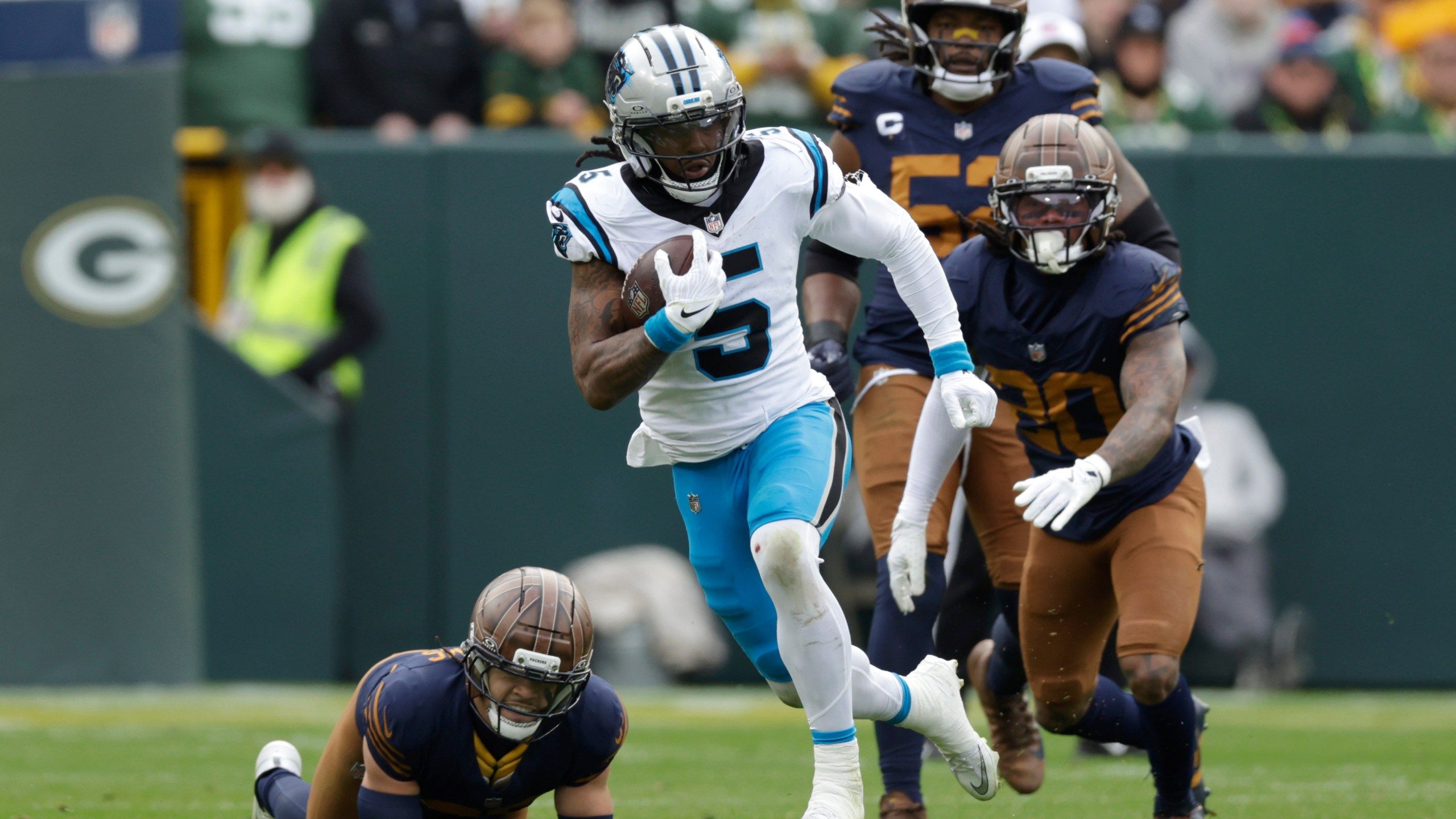 2560x1440 Panthers' Rico Dowdle turns attention on '2 pumps' fine into opportunity to raise funds for charity