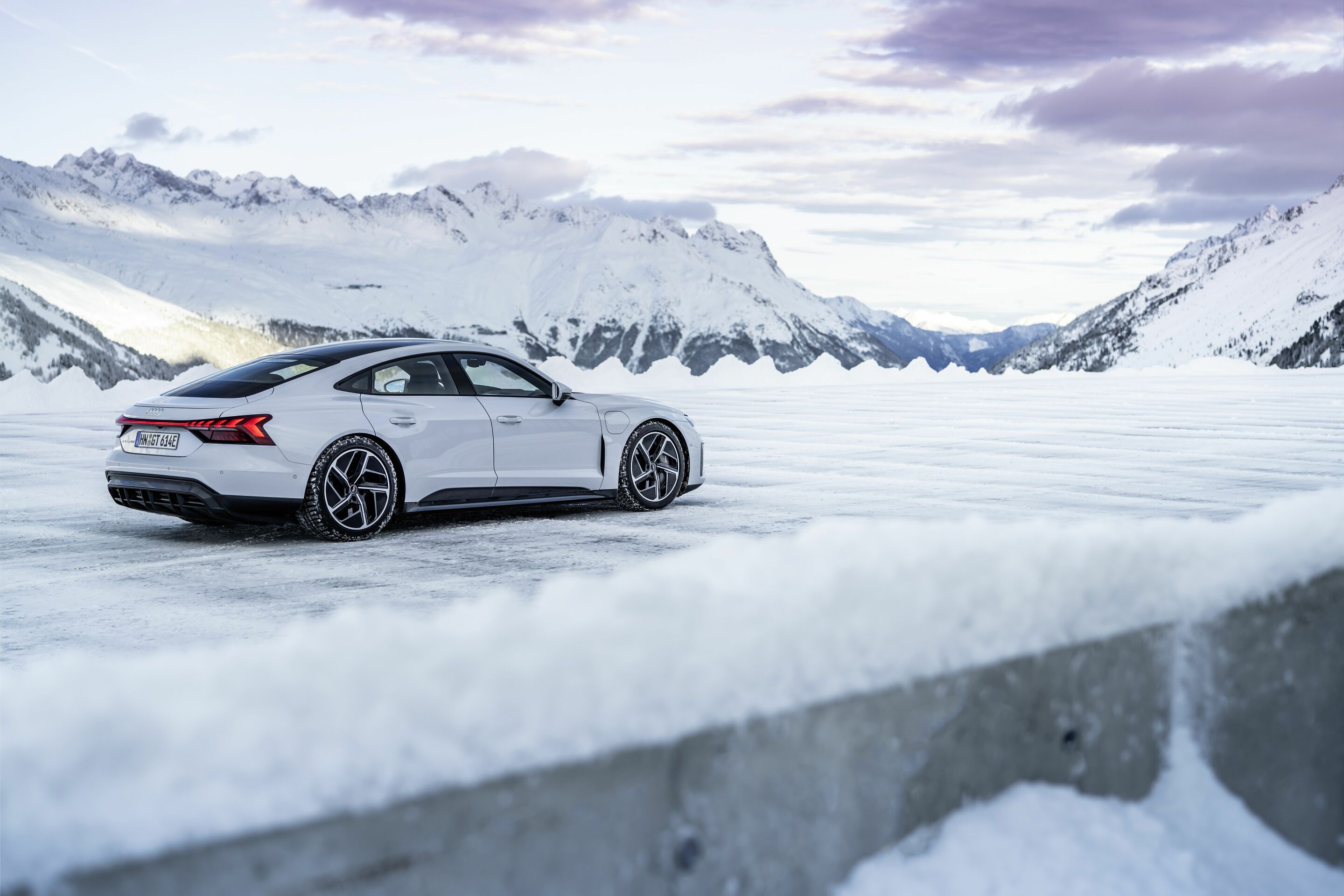 2880x1920 Audi E Tron GT Quattro