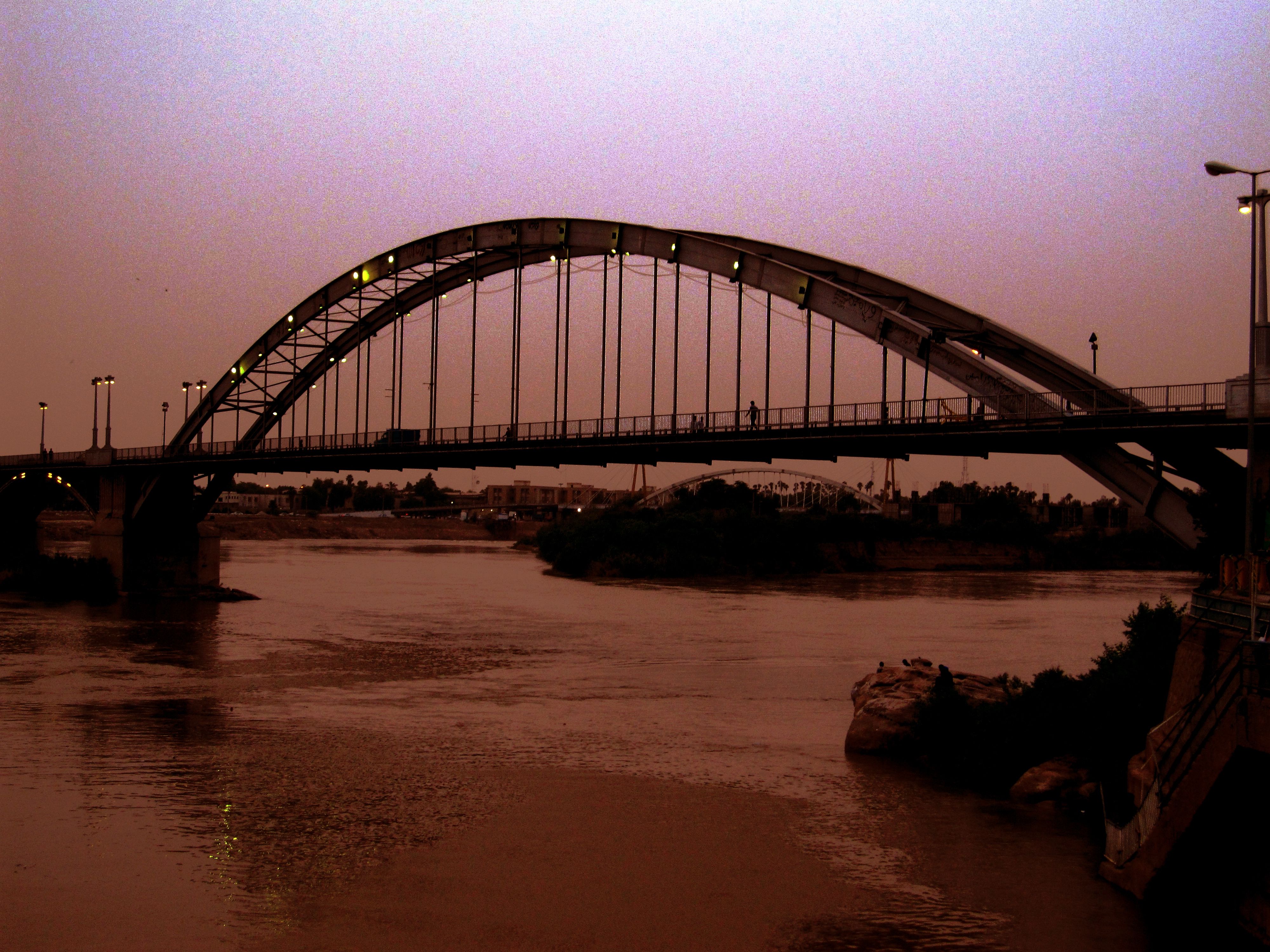4000x3000 Iran Bridge & Karoon