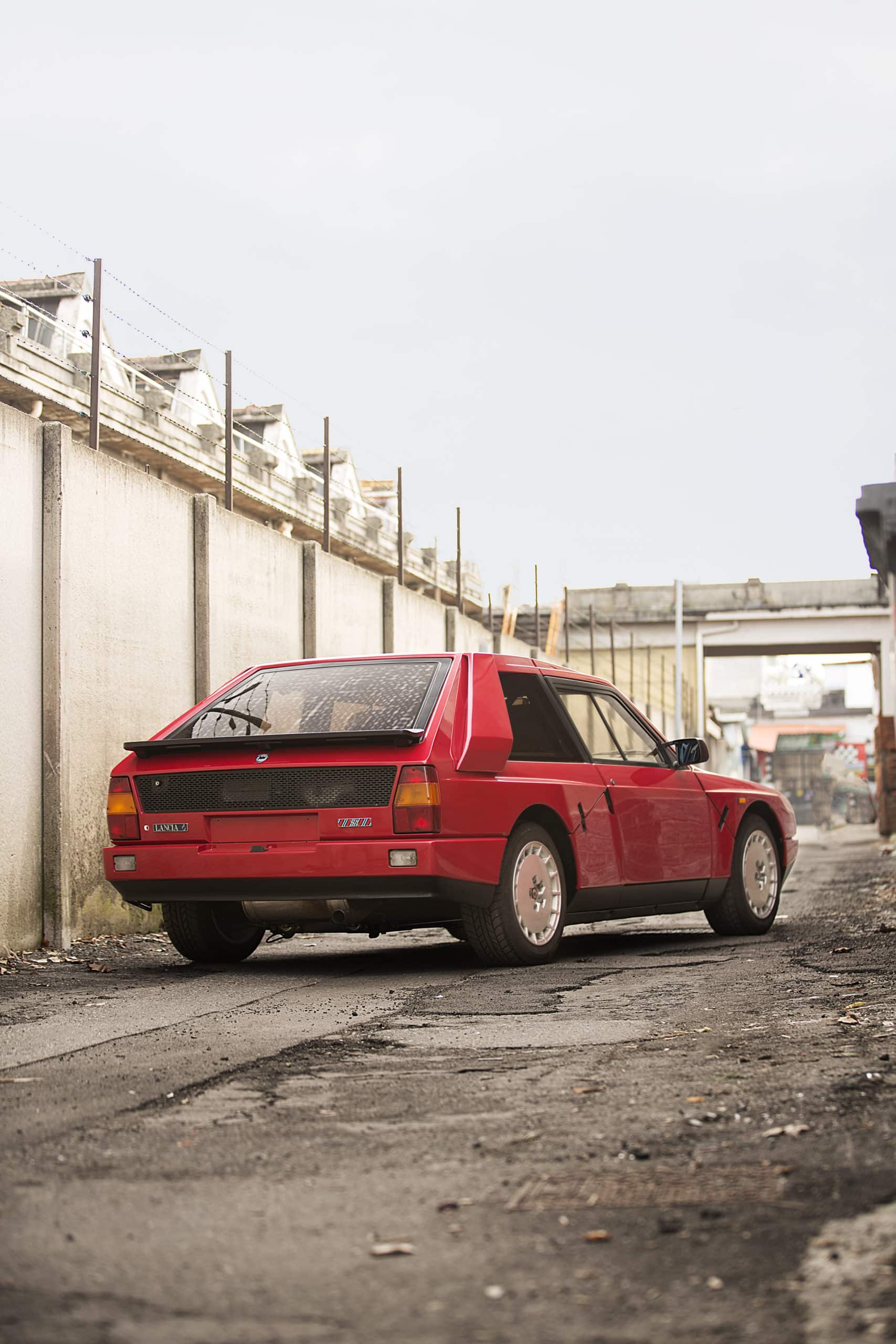 1707x2560 Lancia Delta S4 Stradale