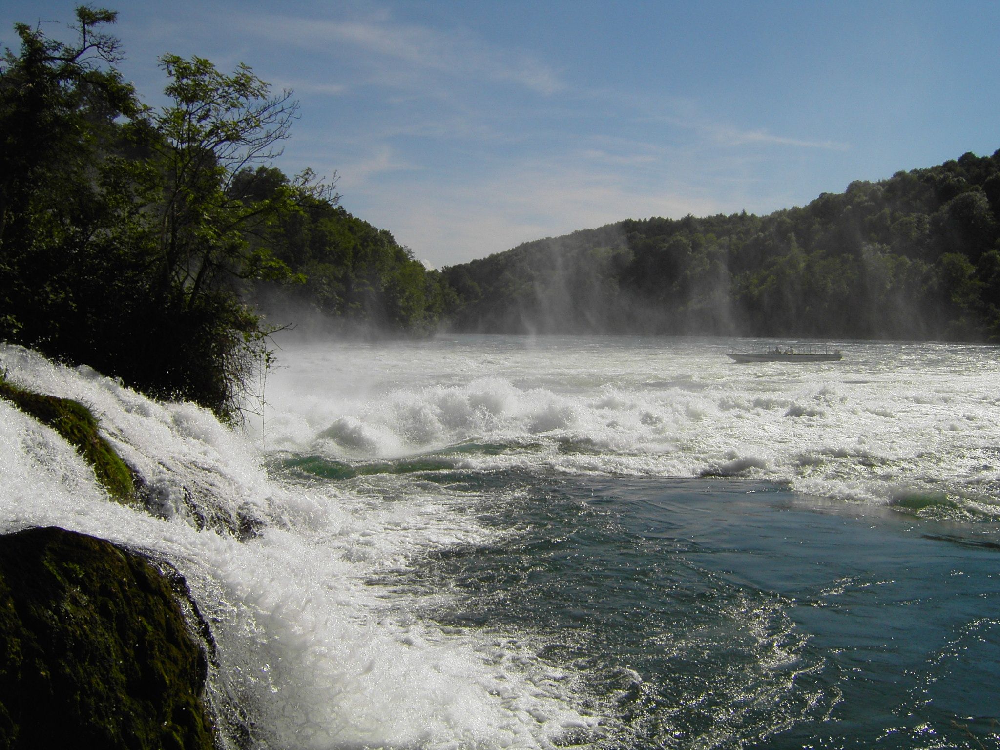 2048x1536 Rheinfall bei Schaffhausen