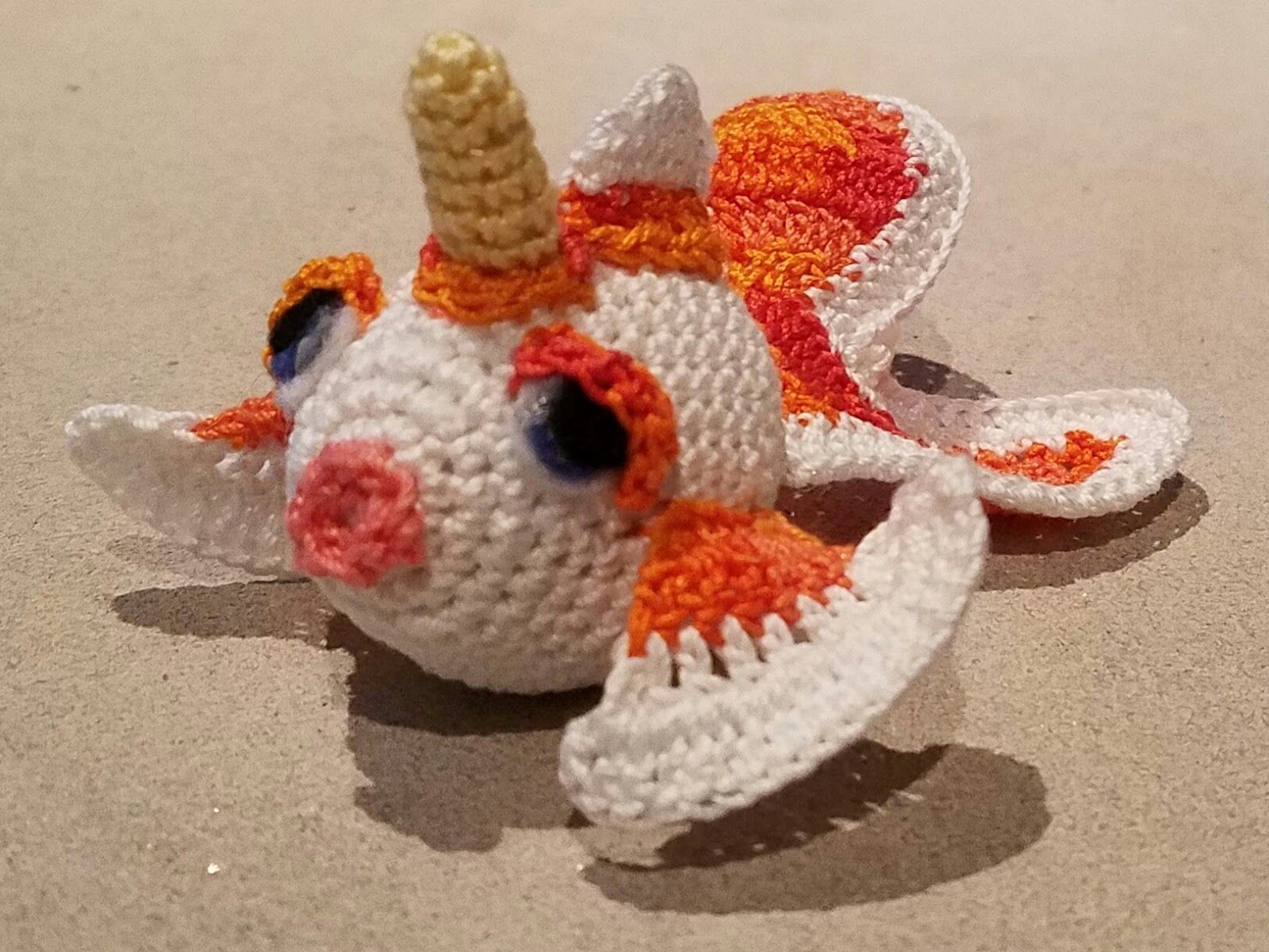 1600x1200 Neurotic Mother Crochet: Goldeen Amigurumi Pattern