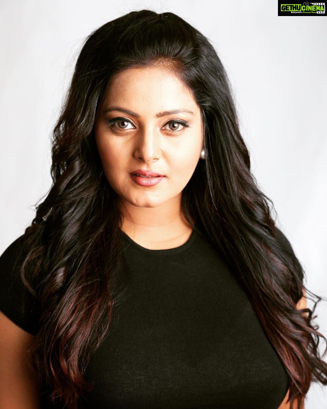 1080x1350 Anjana Singh Instagram