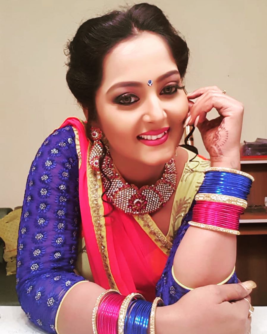 898x1123 Anjana Singh HD Wallpaper: Latest Anjana Singh Hot Photo, Image, Picture