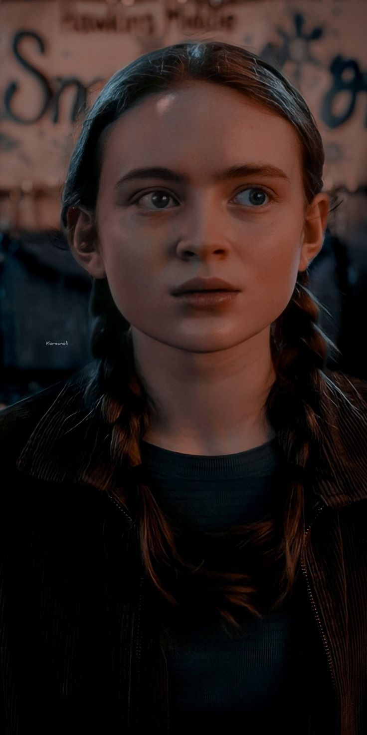 736x1472 Max Stranger things 4