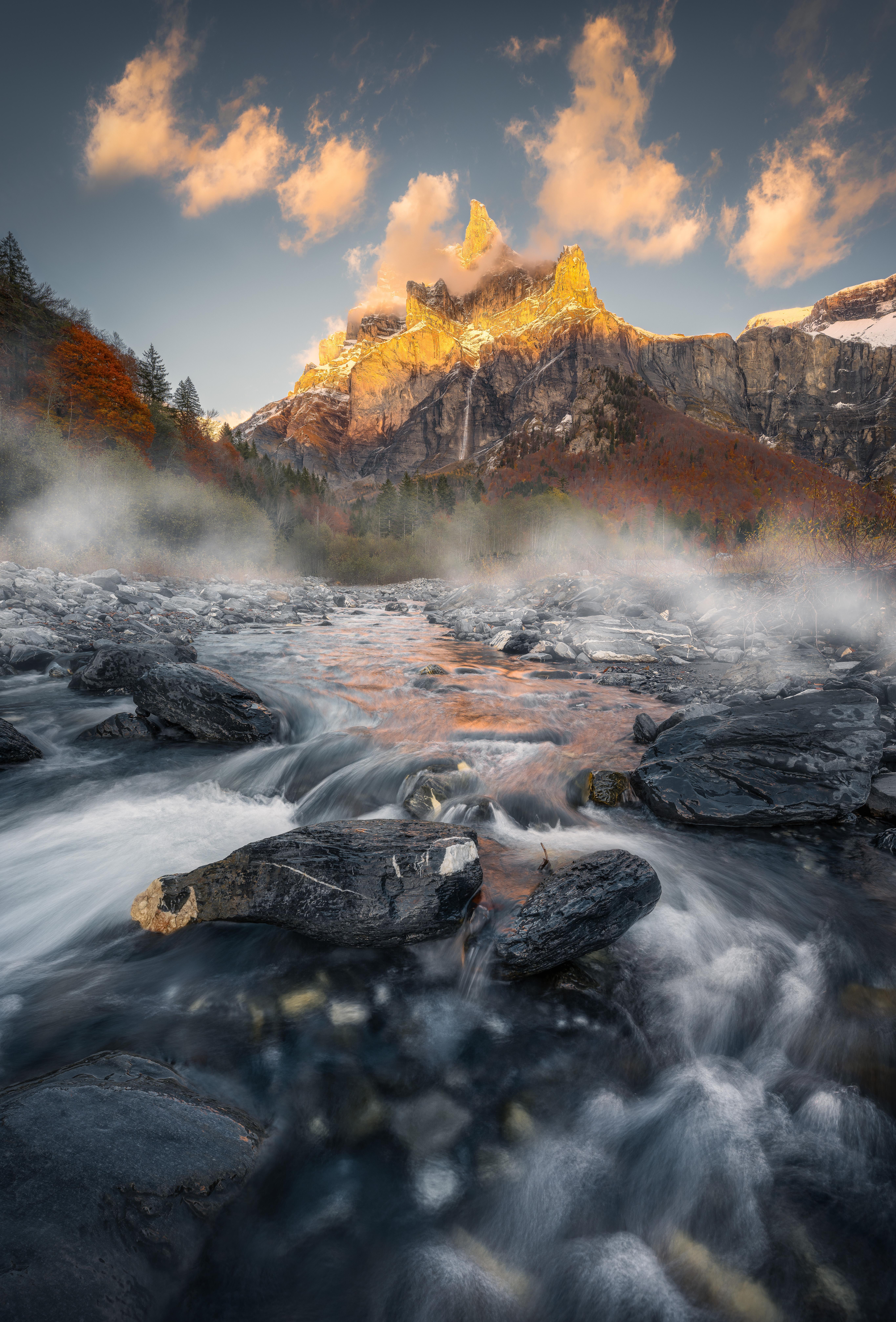 5462x8057 OC The cycle of water, fall in the northern French Alps with the Nikon Z7