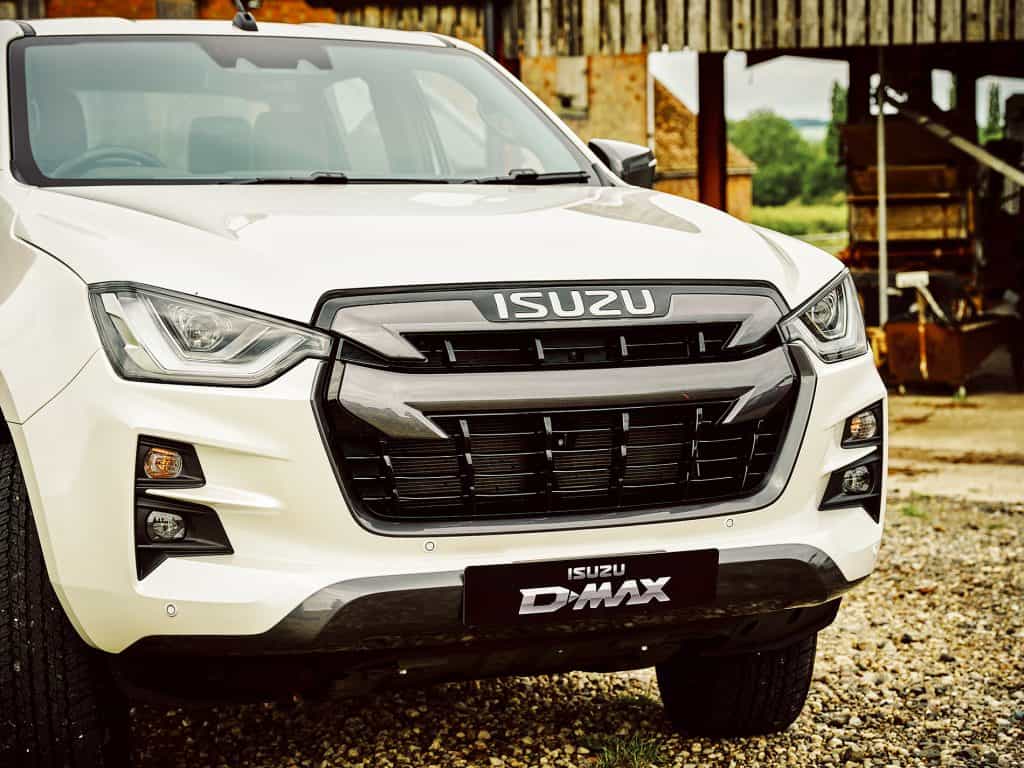 1024x768 Isuzu D Max V Cross Review