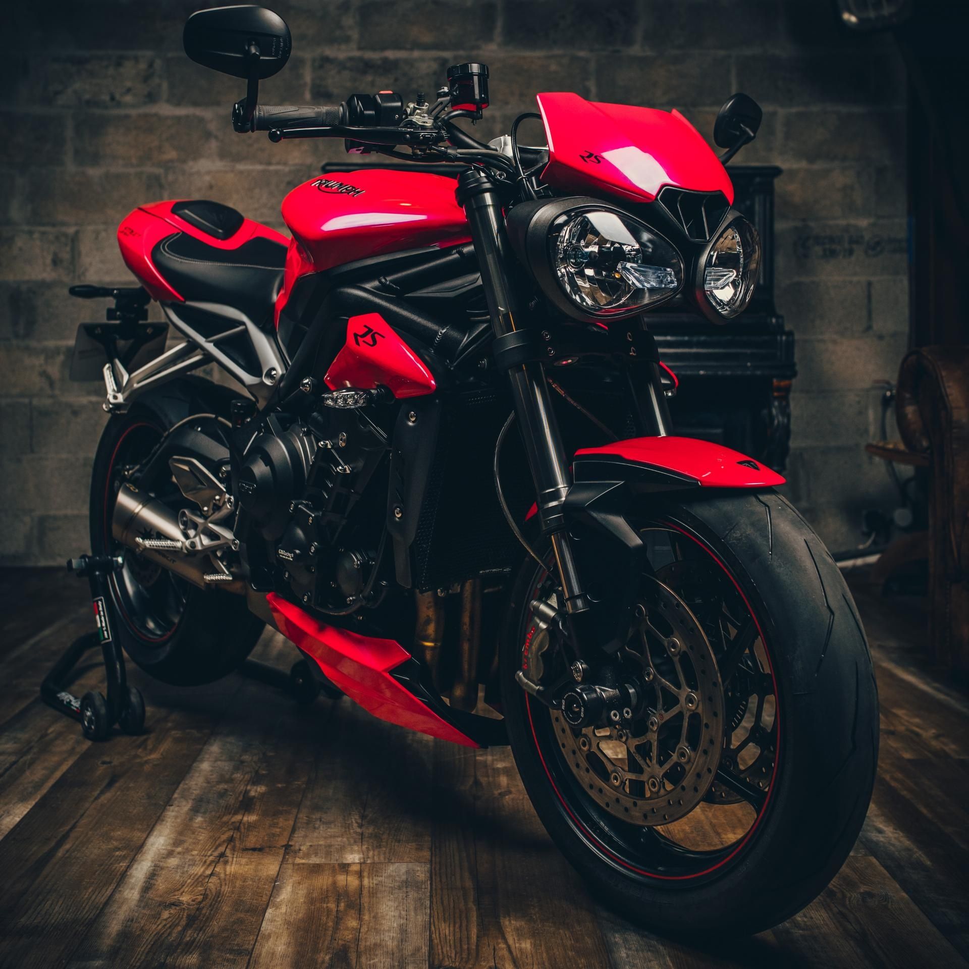 1920x1920 Triumph Street Triple RS Wallpaper