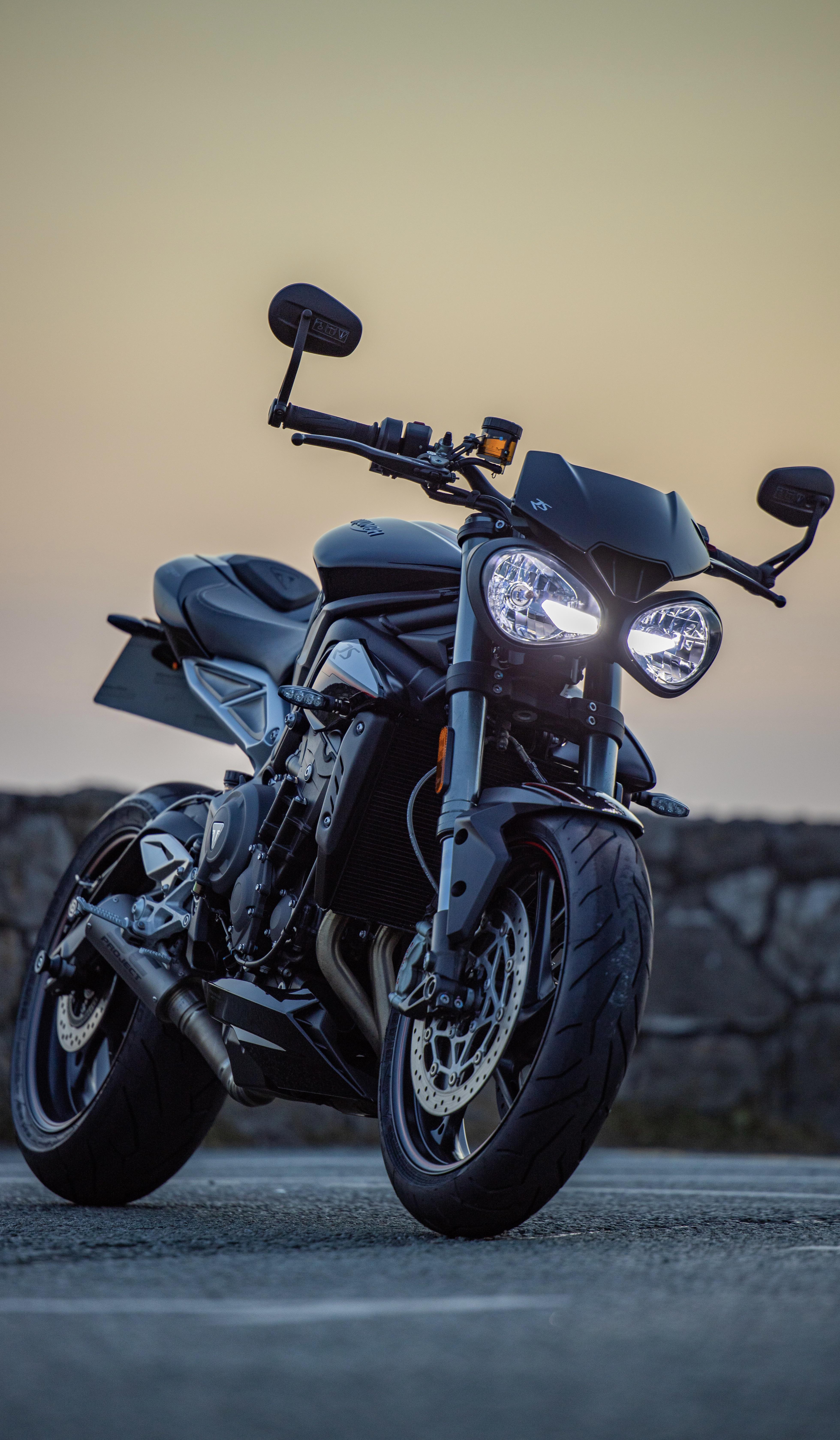 3918x6716 My new street triple 765 RS