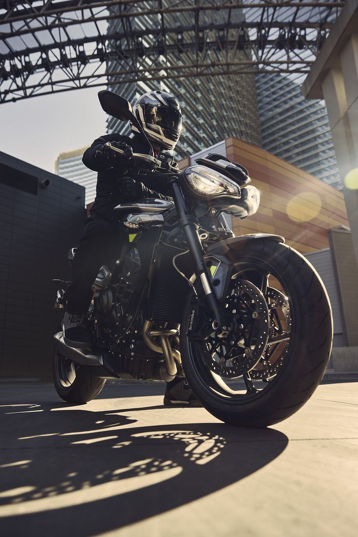 736x1104 Street Triple 765 R. Triumph speed triple, Bike art, Wheels and tires
