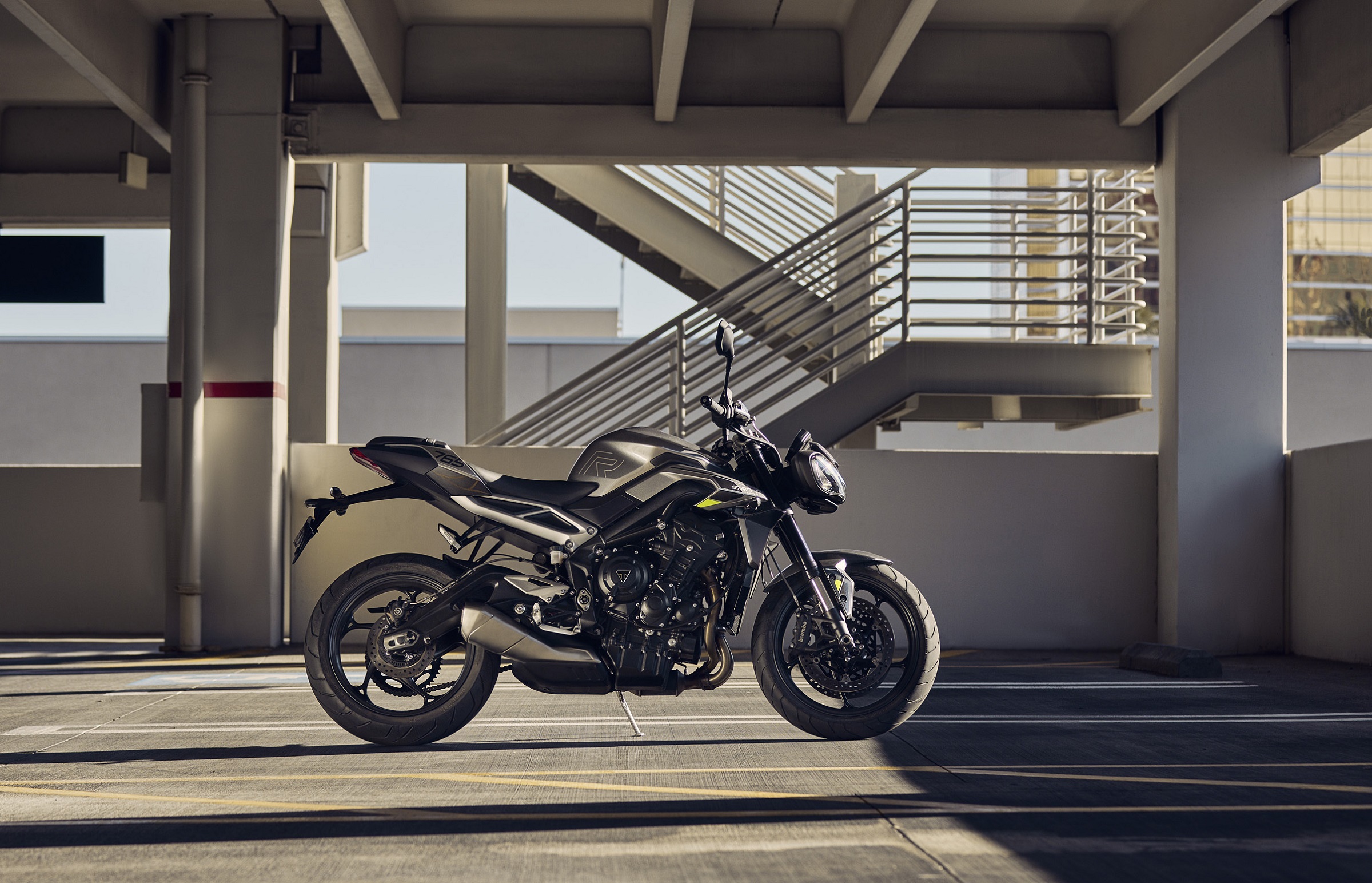 2400x1544 Triumph Street Triple R, RS, and Moto2 first look