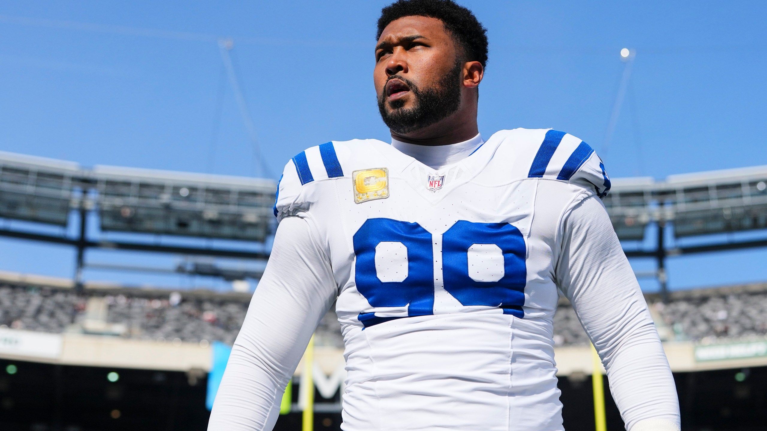 2560x1440 NFL Hawaii Tracker Week 13: Buckner leads Colts to victory again