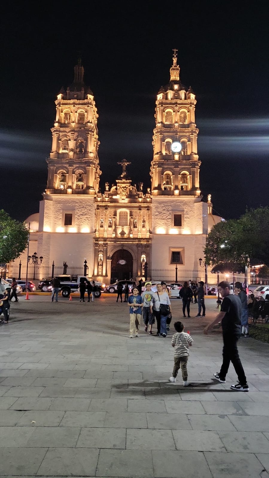 899x1599 The church of Durango
