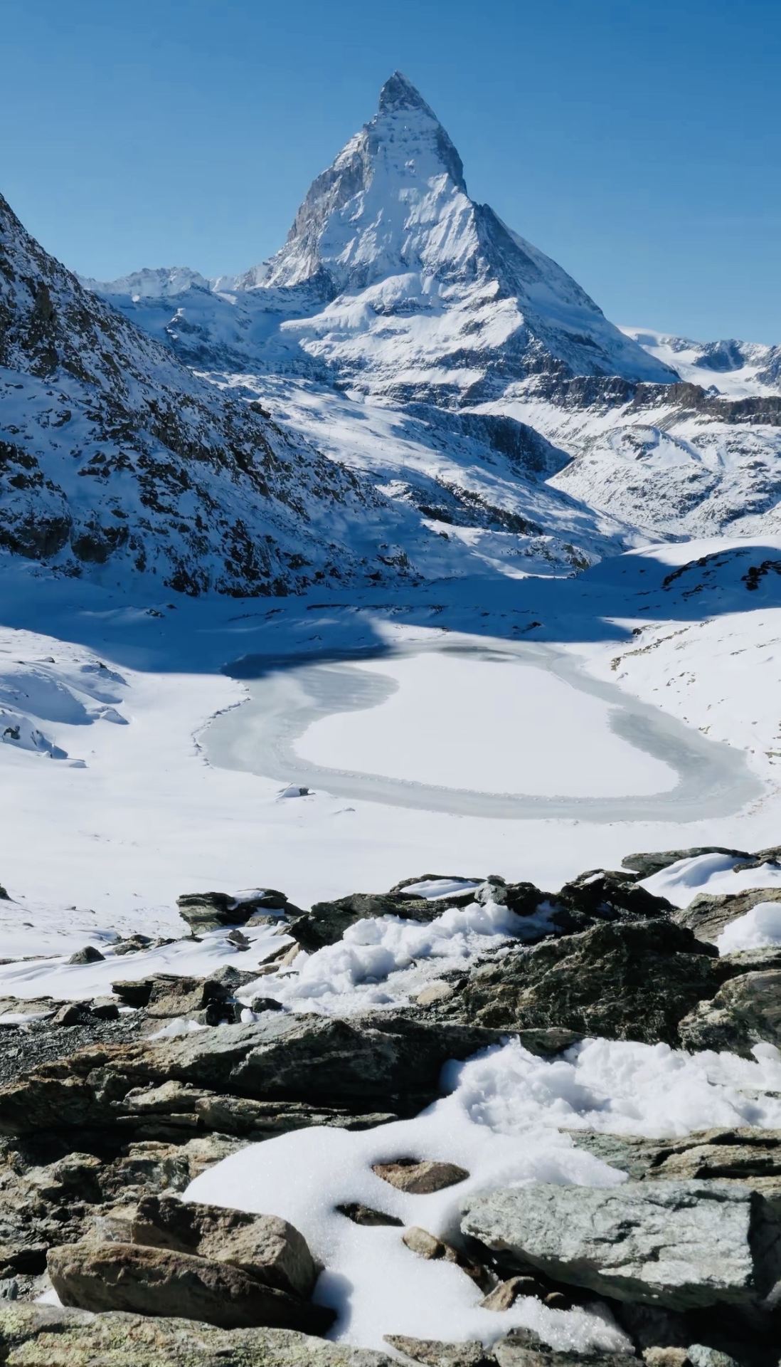 1098x1920 Swiss Winter Fairy Tale Route. Trip.com Alpnach