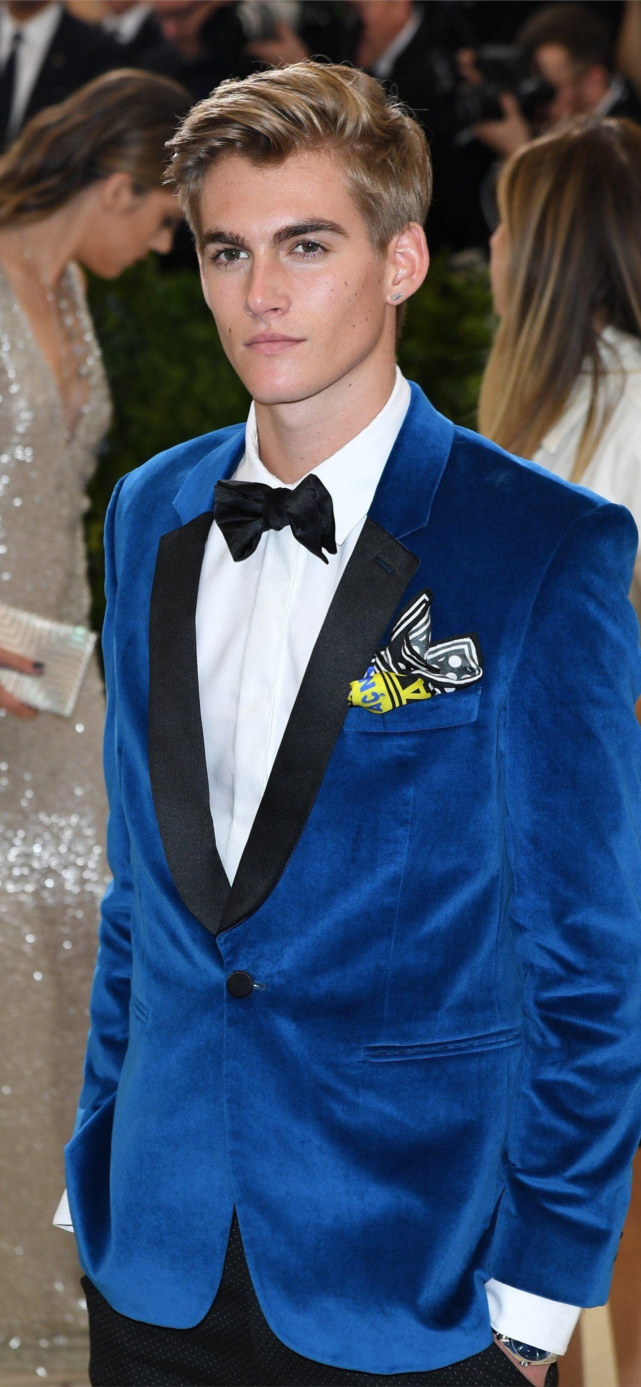 1284x2778 presley gerber iPhone Wallpaper Free Download