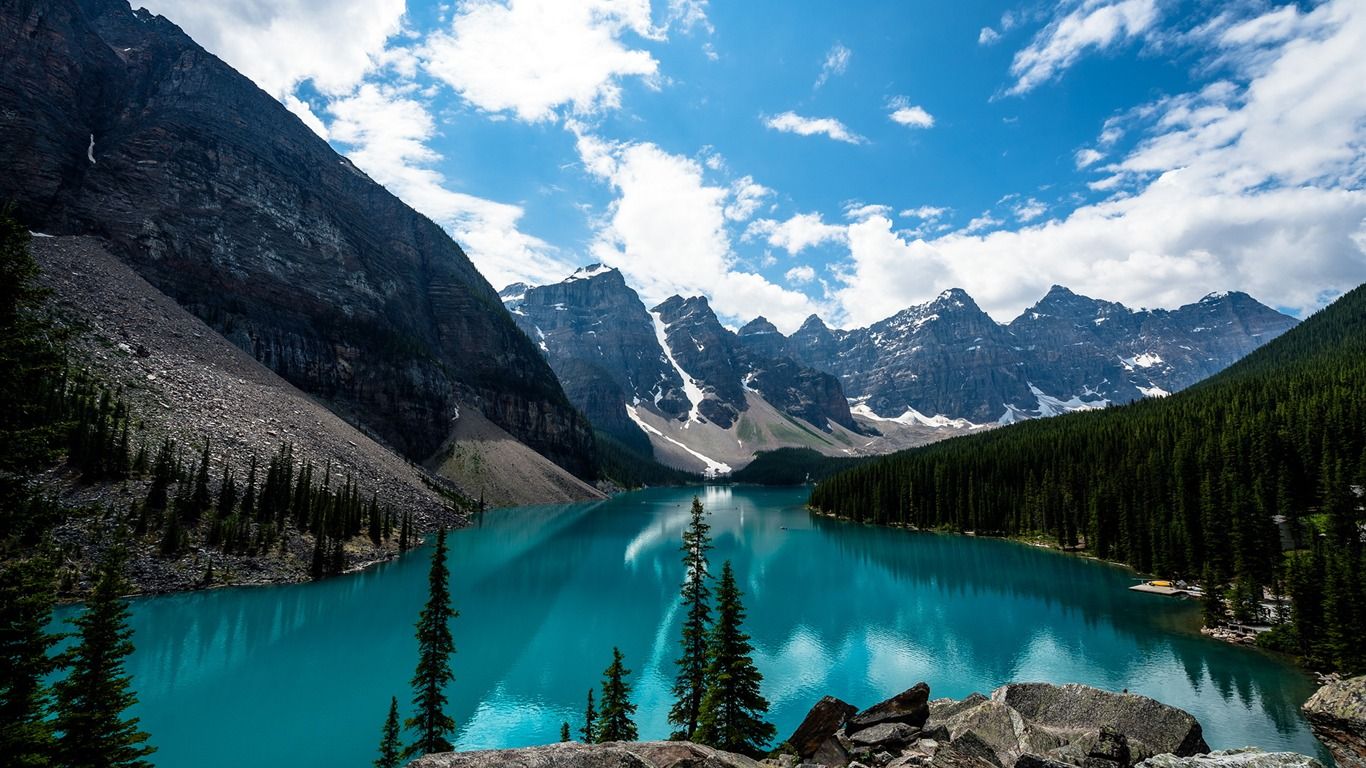 1366x768 Clear Mountain Lakes Retina Landscape Wallpaper