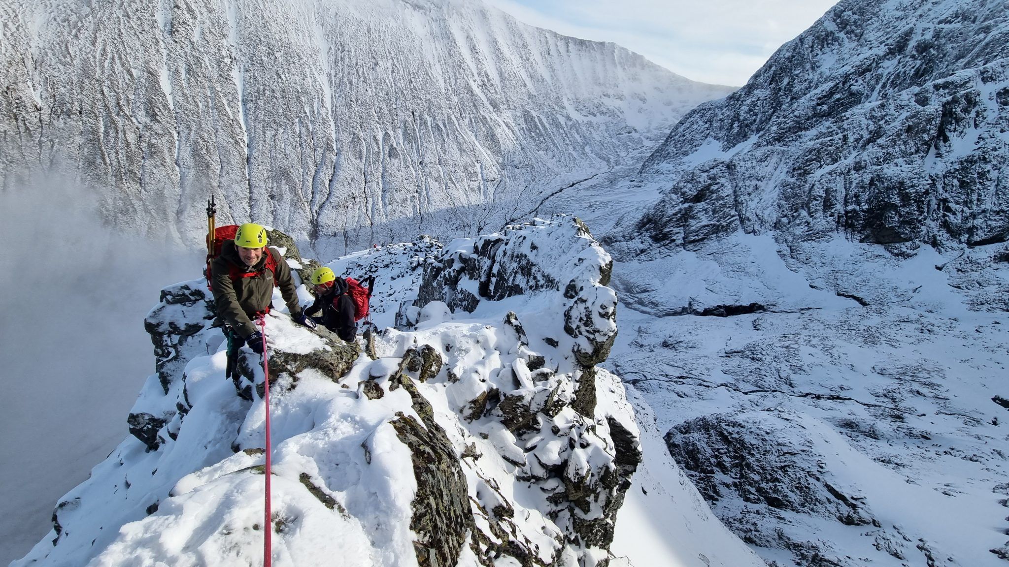 2048x1152 Ledge Route Ben Nevis to one of Scotland's Best Scrambles