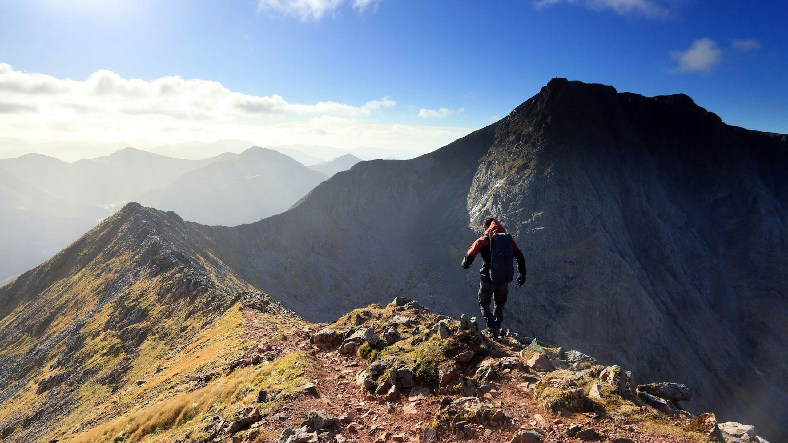 2560x1440 best routes up Ben Nevis
