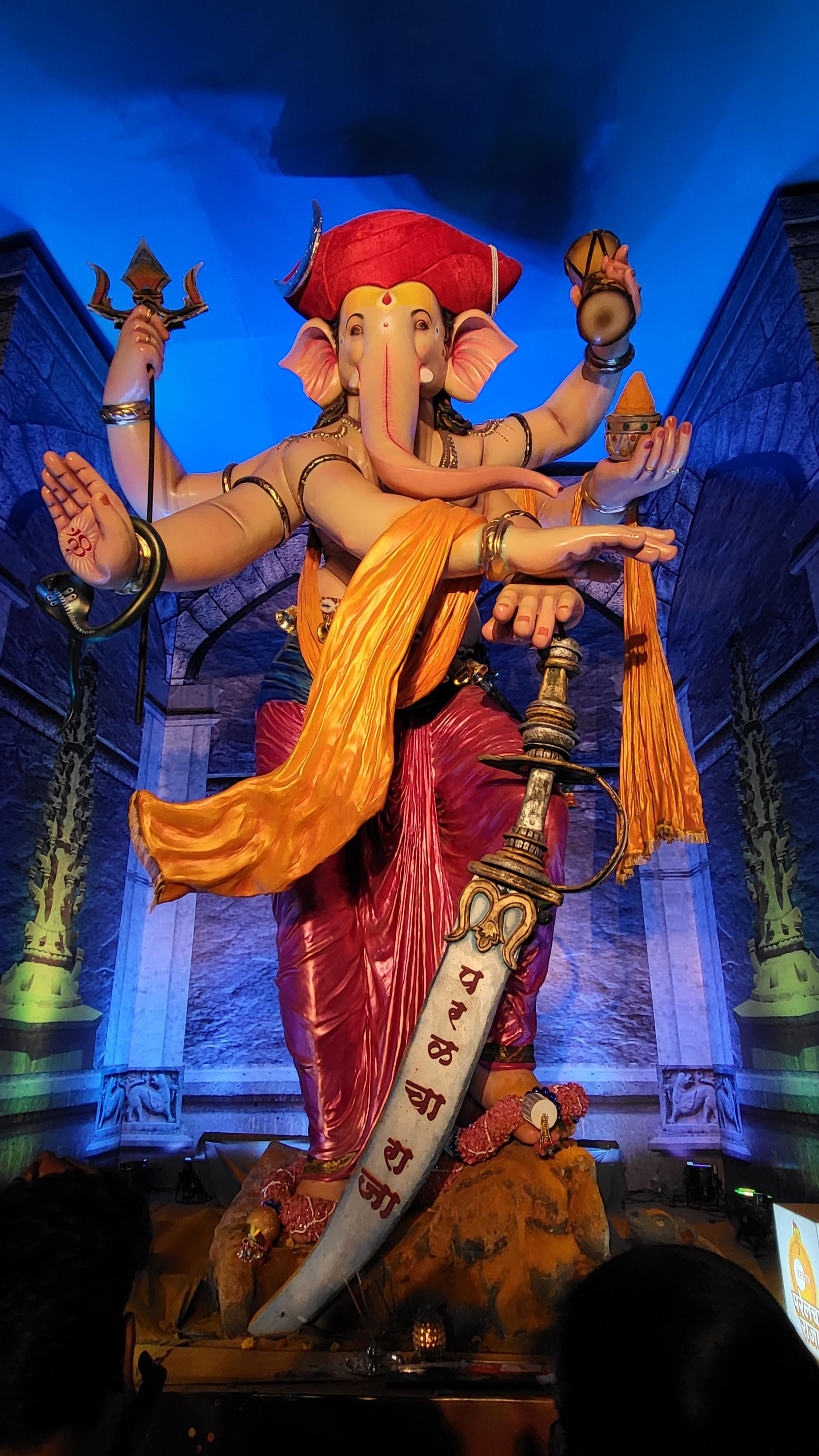 2252x4000 Parel cha raja