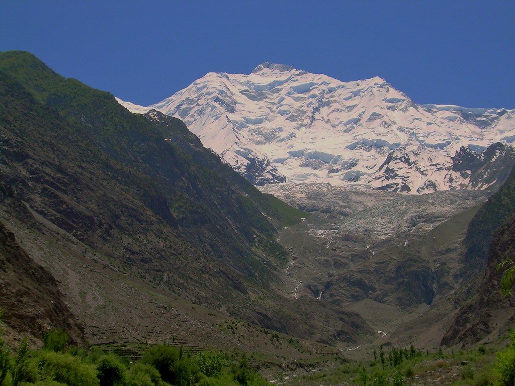 1024x768 Rakaposhi, Nagar valley in Hunza, Northern Pakistan