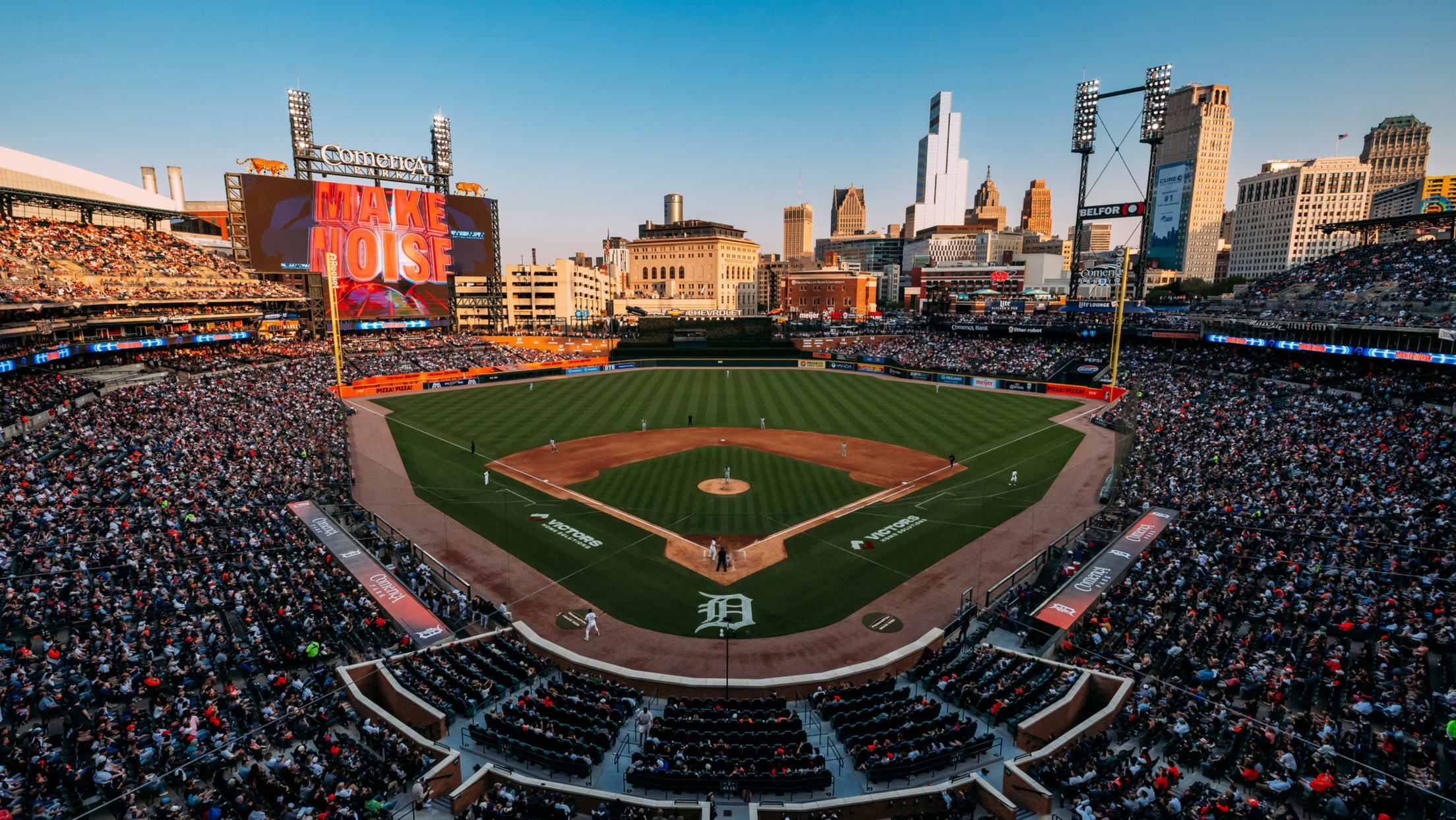 2208x1243 Comerica Park Attractions