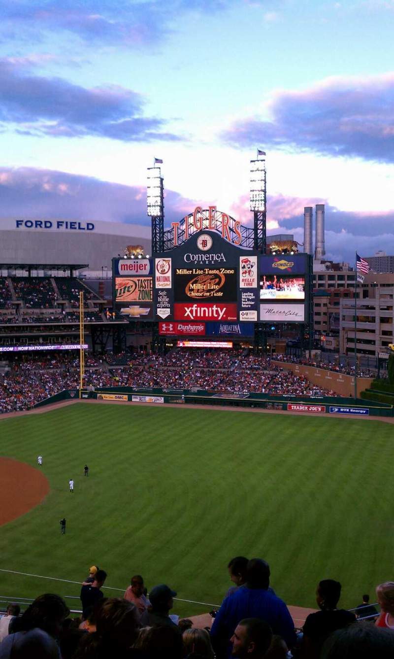 800x1337 Comerica Park, section row home of Detroit Tigers