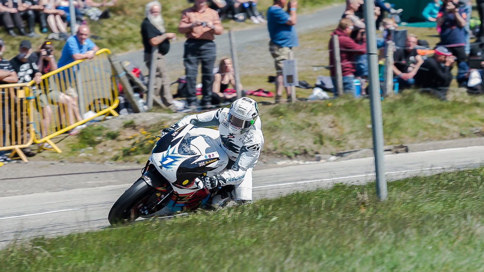1600x900 Guy Martin